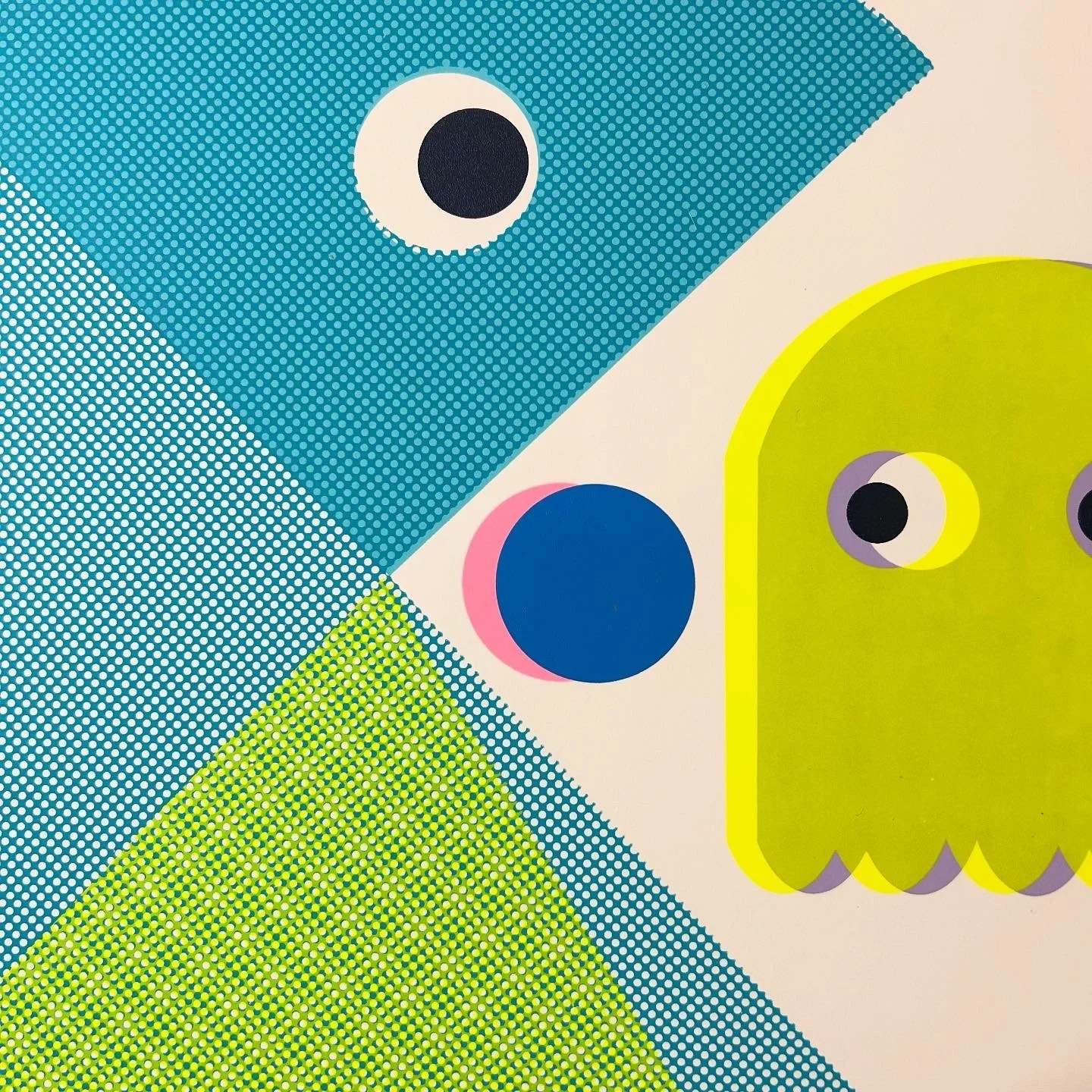 Sunny Sundays in the Garden 🙌🏻 Adding screen prints to add some more colour to my squares 👻🩵 #screenprints #retroarcadegames #hannahcarvell