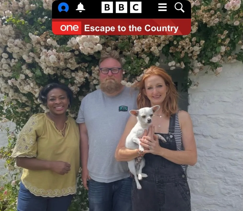 The VERY scary thing we did a year ago went live today, you can see us on todays episode of @escape_country 😬 so far out of my comfort zone I nearly didn&rsquo;t say yes when they contacted me, I was extremely nervous but lovely @denise.nurse was so