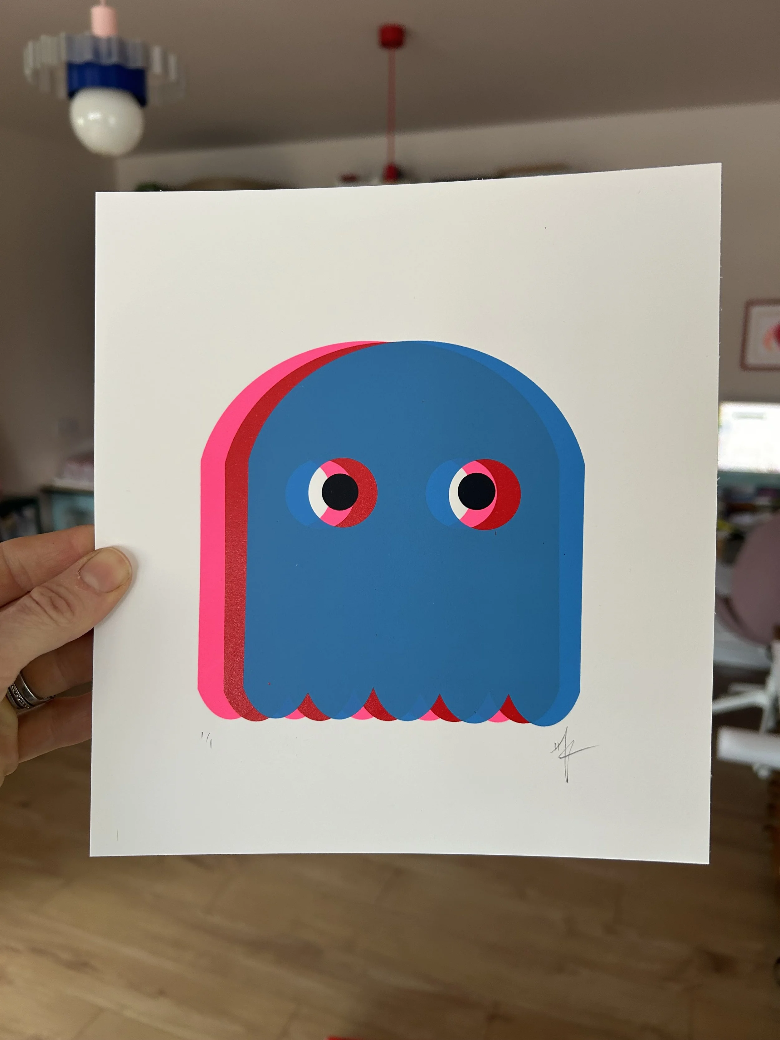 Ghost with Triple Colour Edge