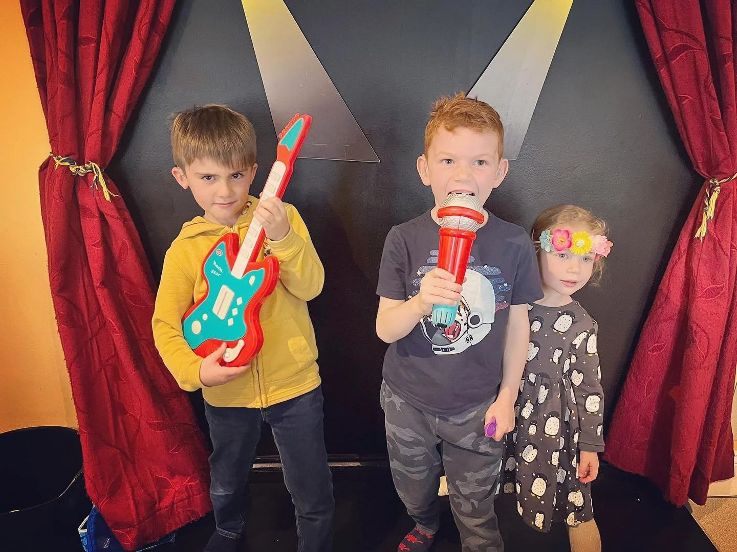 Our young members had a wonderful time playing dress ups, shops, rock stars, firefighters and other professions this weekend at @littlestreetroleplay  This gave the parents a chance to chat too - we also welcomed some new families to their first even