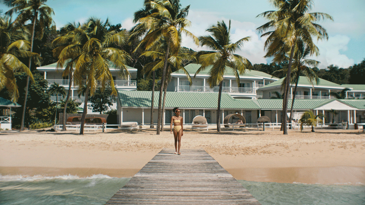 ClubMed-GIF.gif