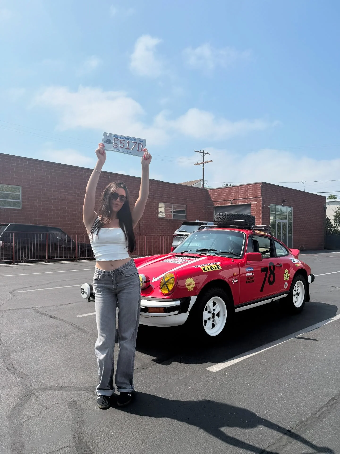 Day one in America! LA babyyyy 🇺🇸 
On route to Monterey for car week! 💖💘💞
We&rsquo;ve already seen some pretty cool automobiles 🤠

#california #porsche #monterey #montereycarweek #carweek #cargirl #autos #uscars #porscheusa