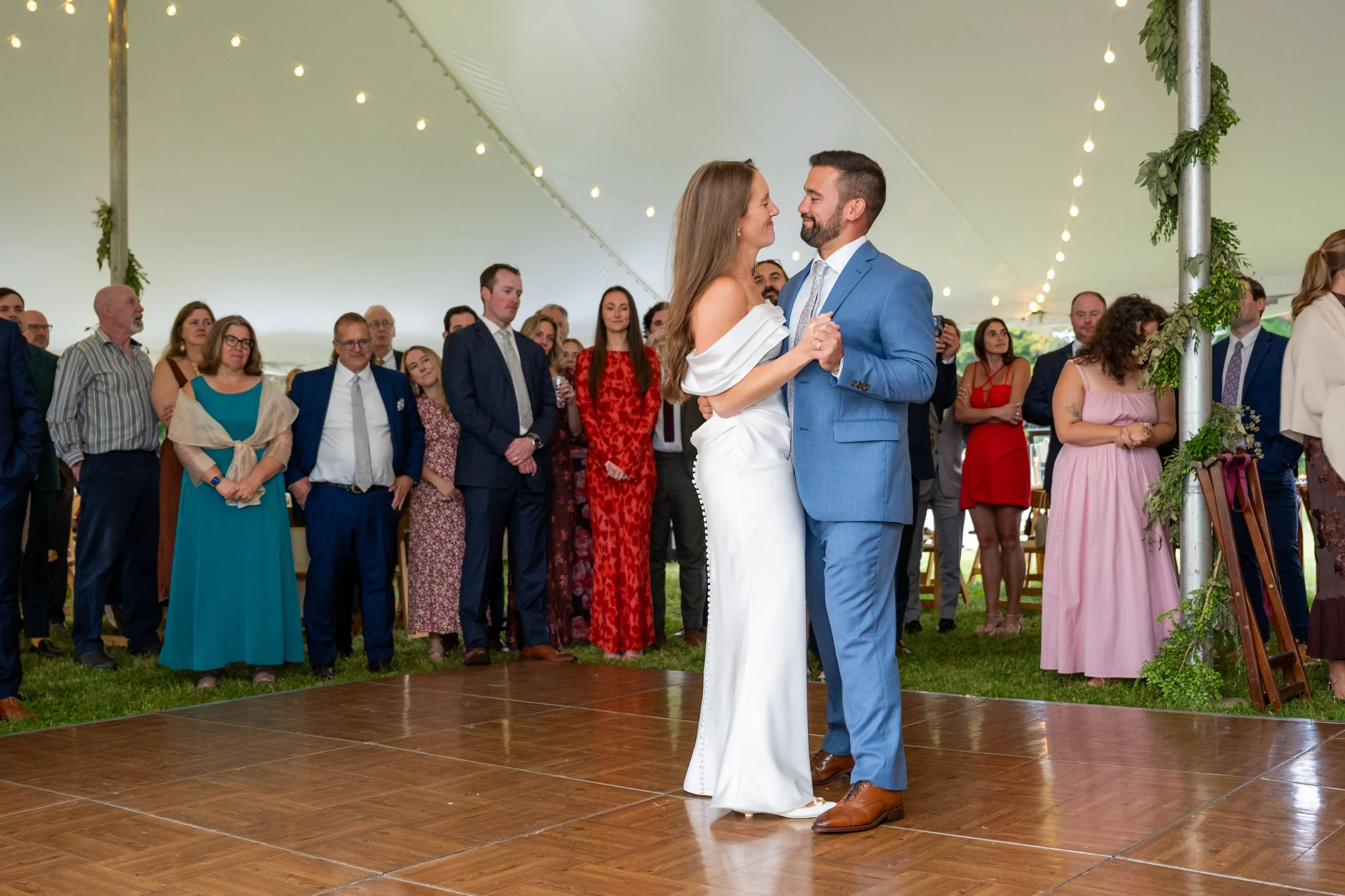Meghan&Sam Sneak Peek-46.jpg