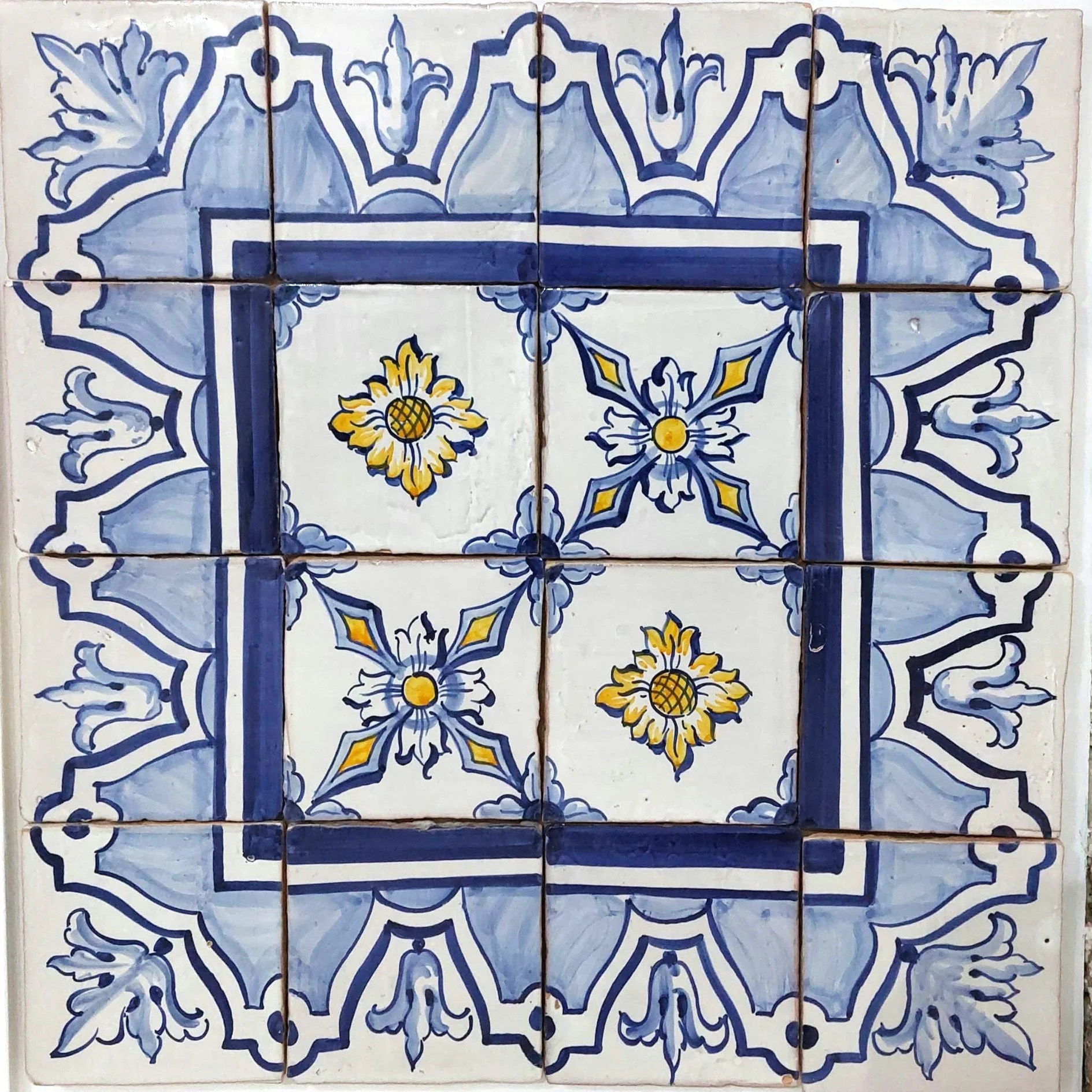 Classic Pattern 8 Blue & Yellow (4x4)