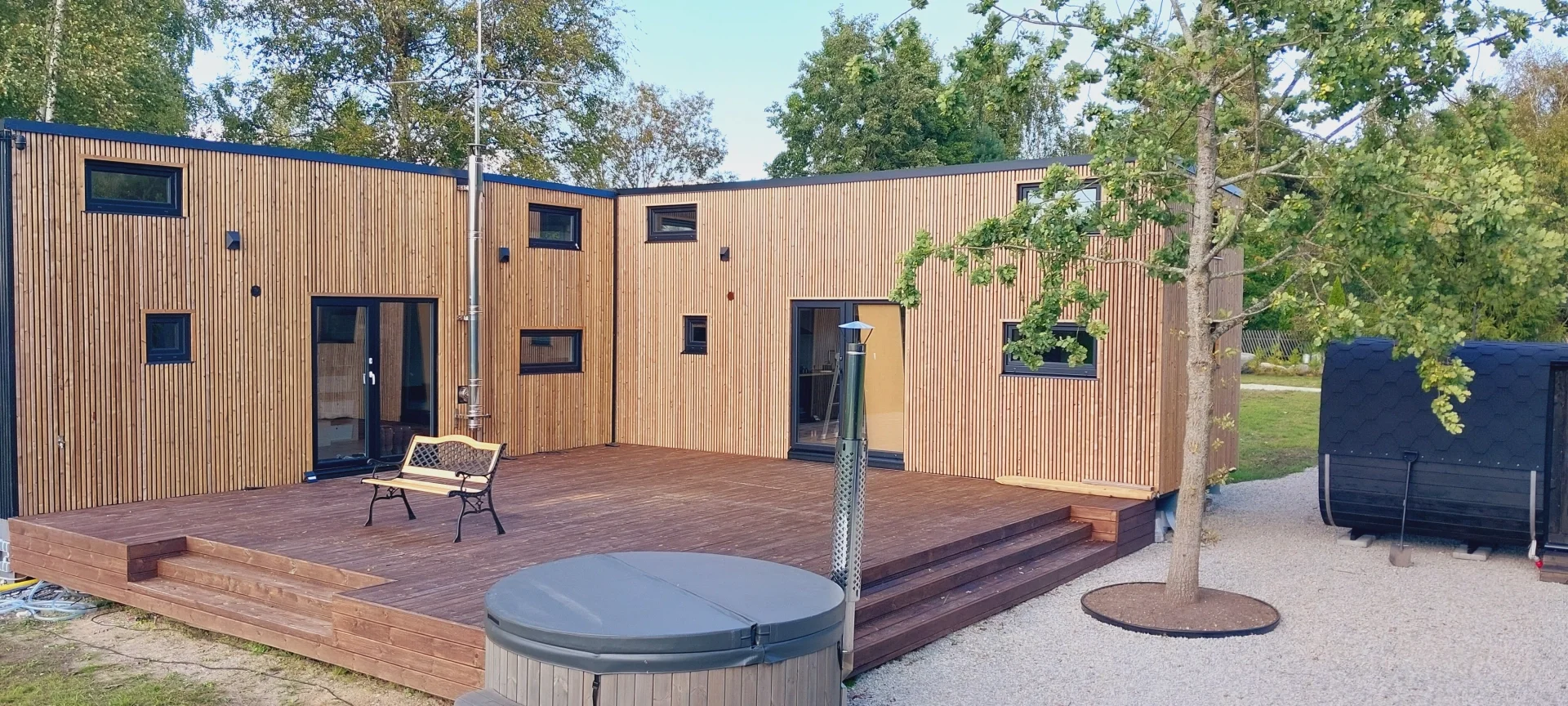 Off-grid houses
