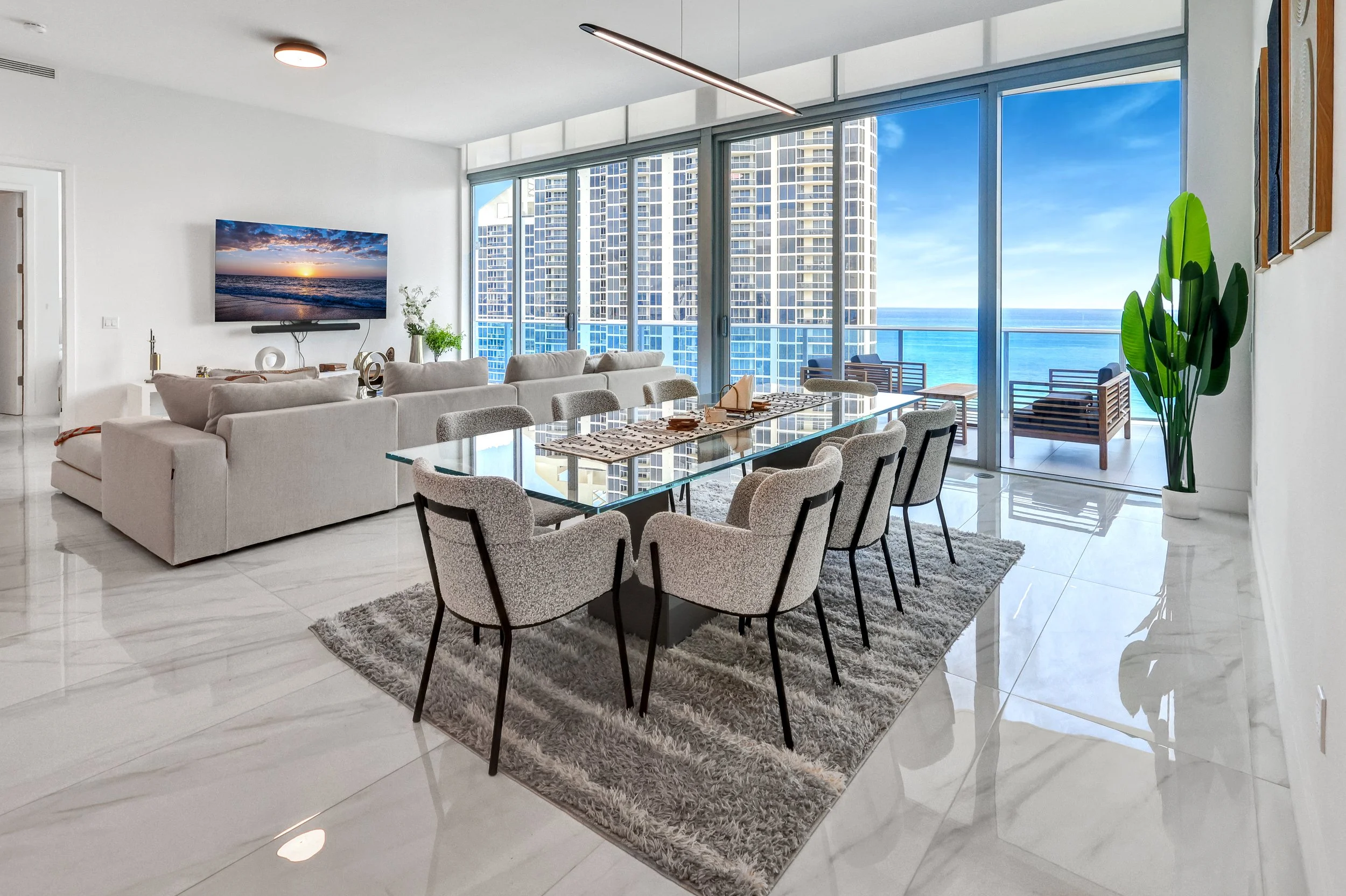 02-17550 Collins Ave-2.jpg