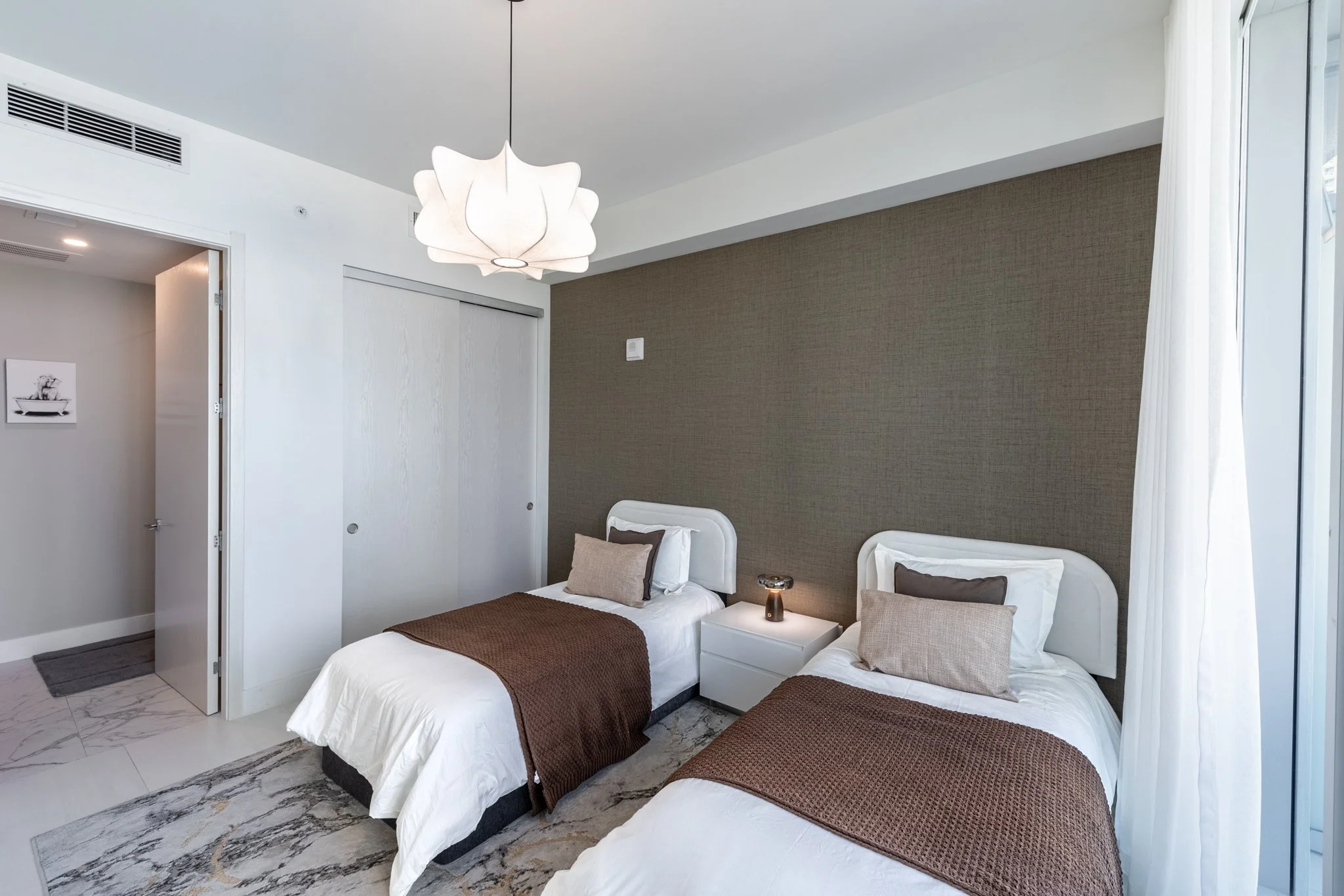 bedroom 1-2.jpg