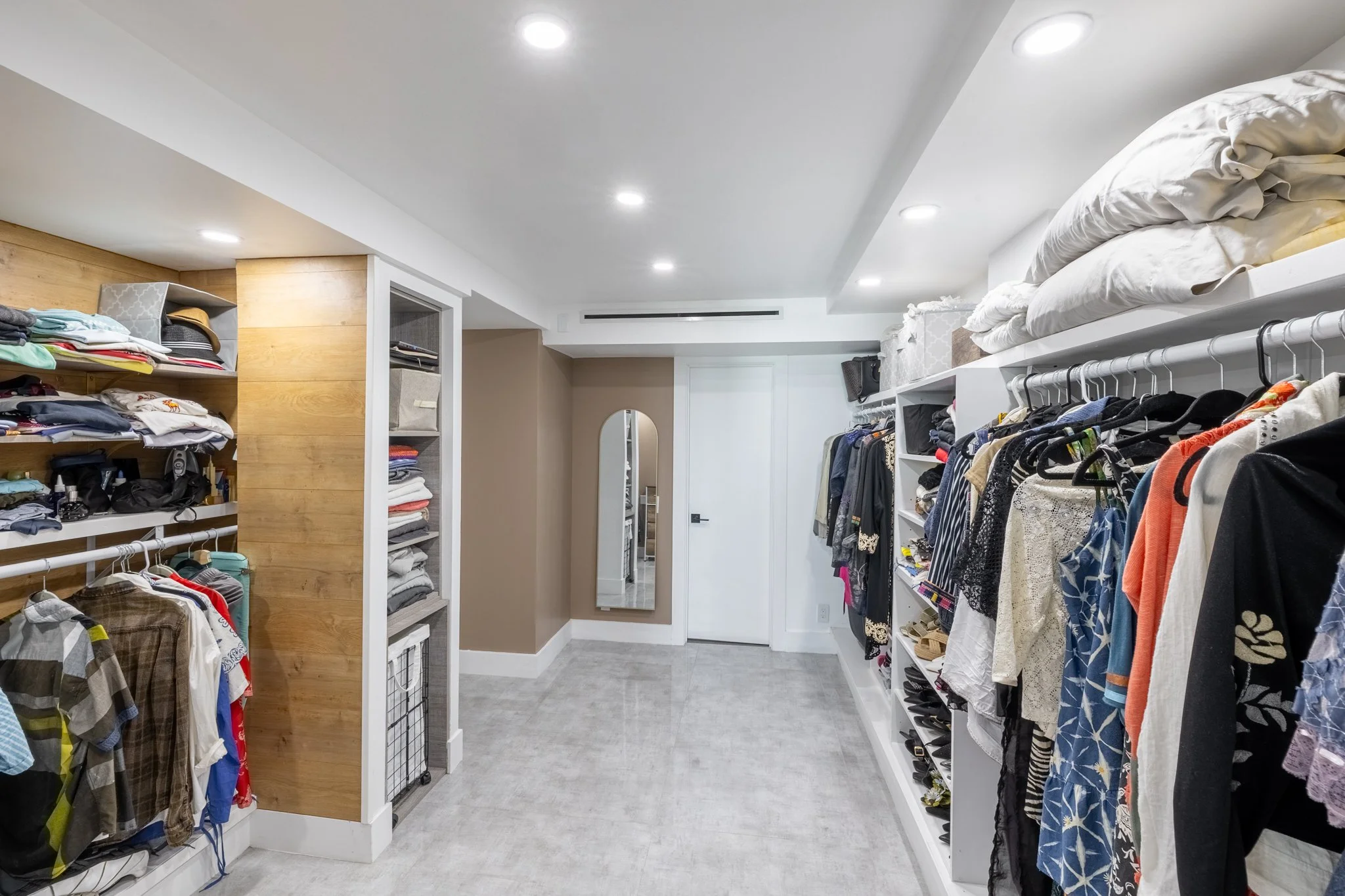 Closet.jpg
