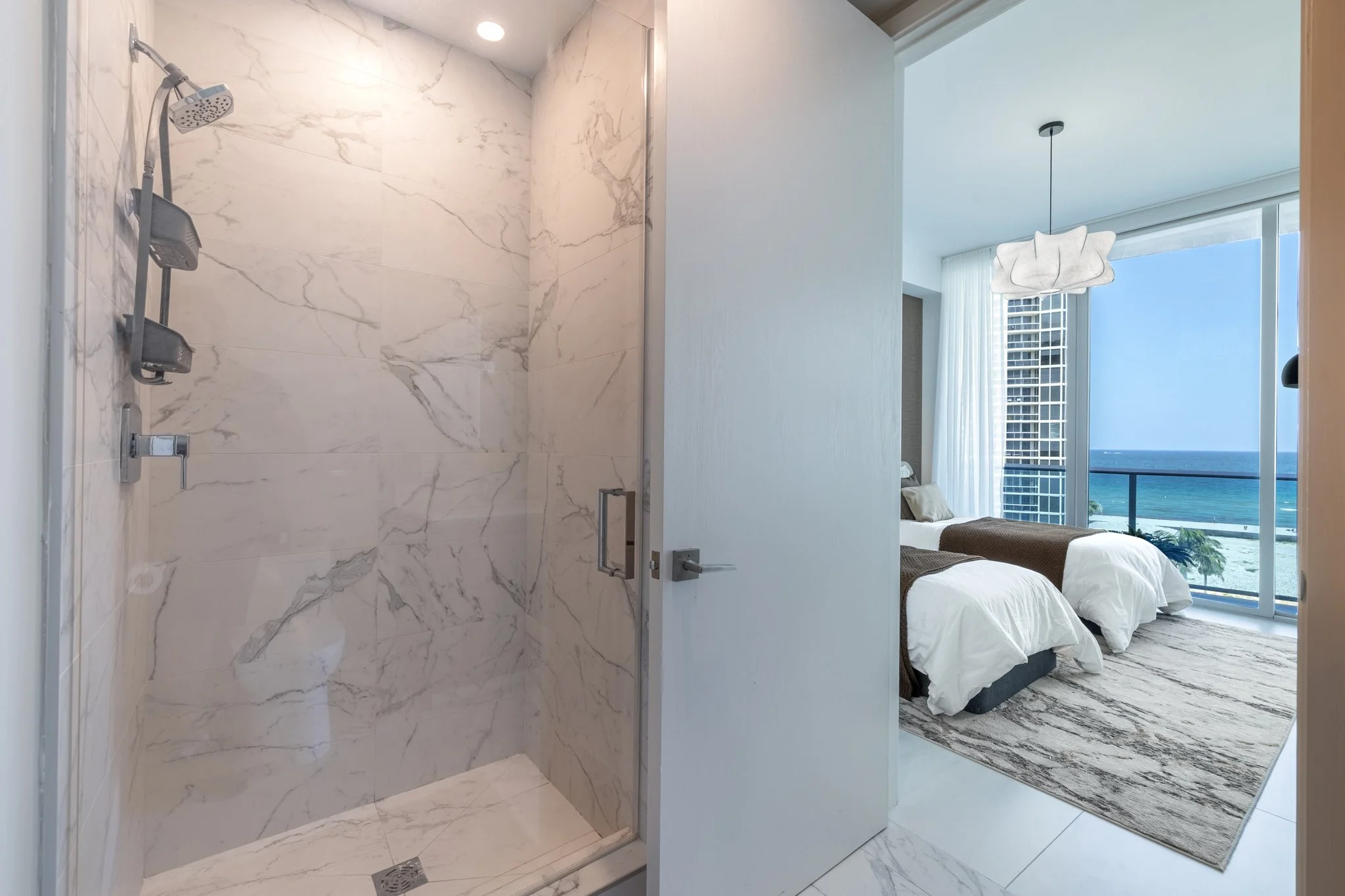 bathroom 1-2.jpg