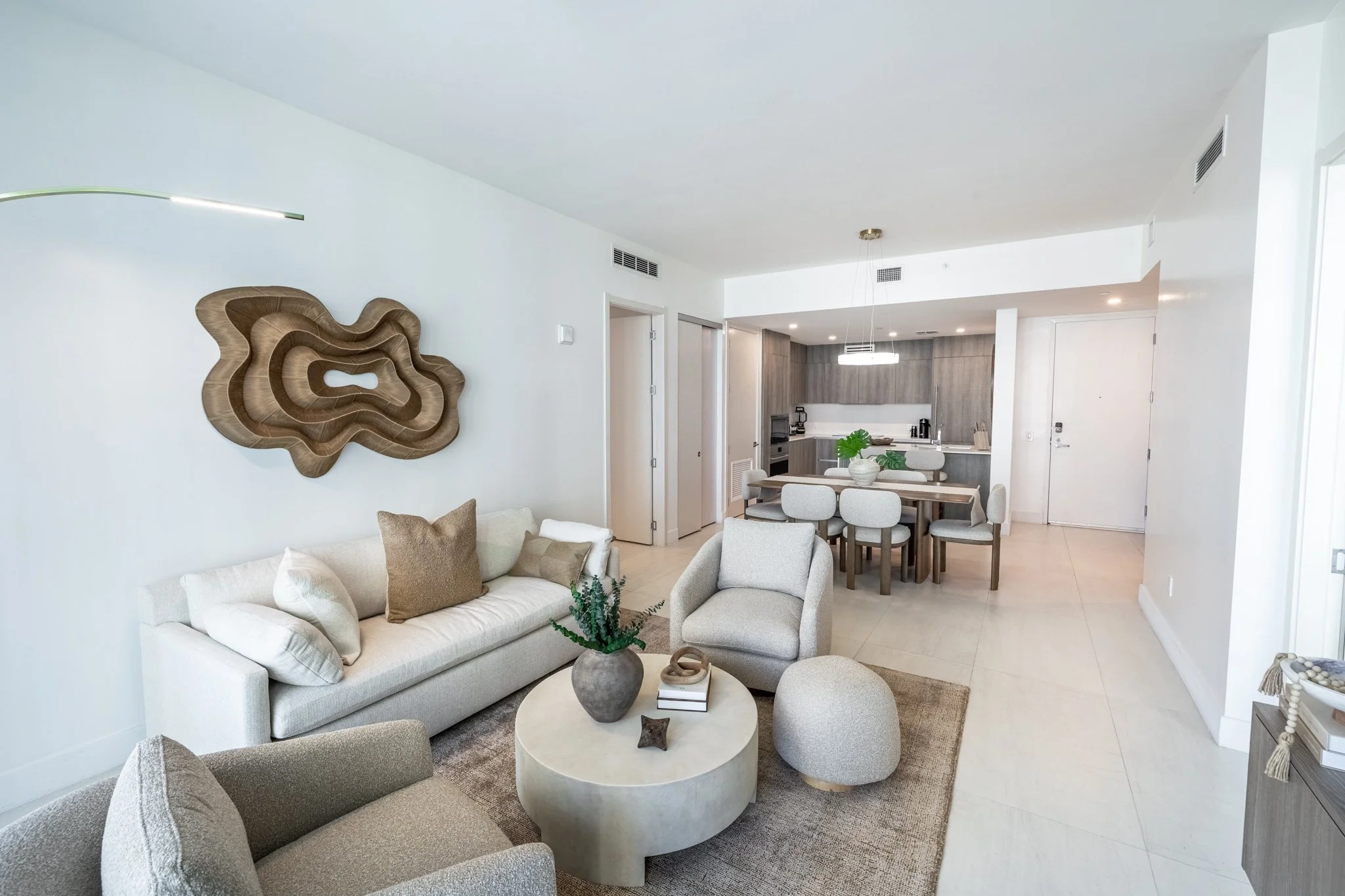 living room-5.jpg
