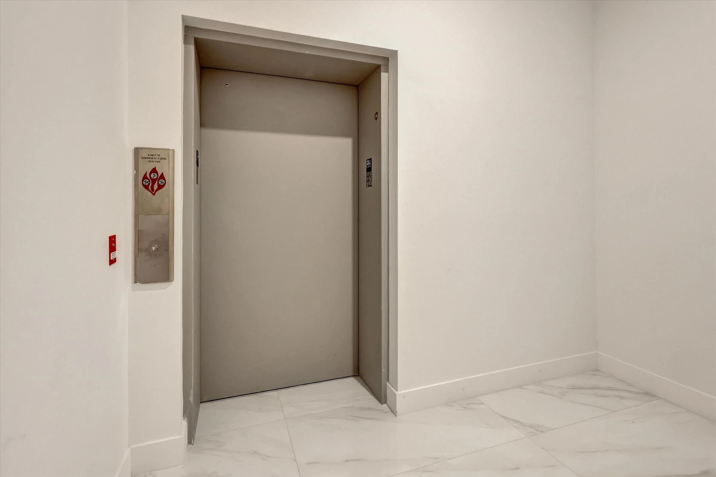 20-17550 Collins Ave-20.jpg