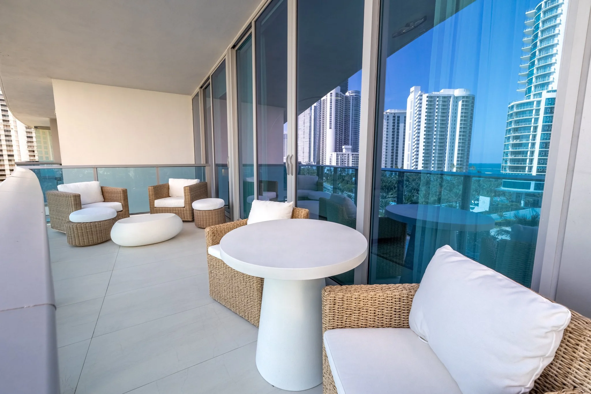Balcony-5-3.jpg