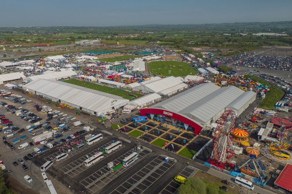 MLK Balmoral Show aerial 2016.jpg