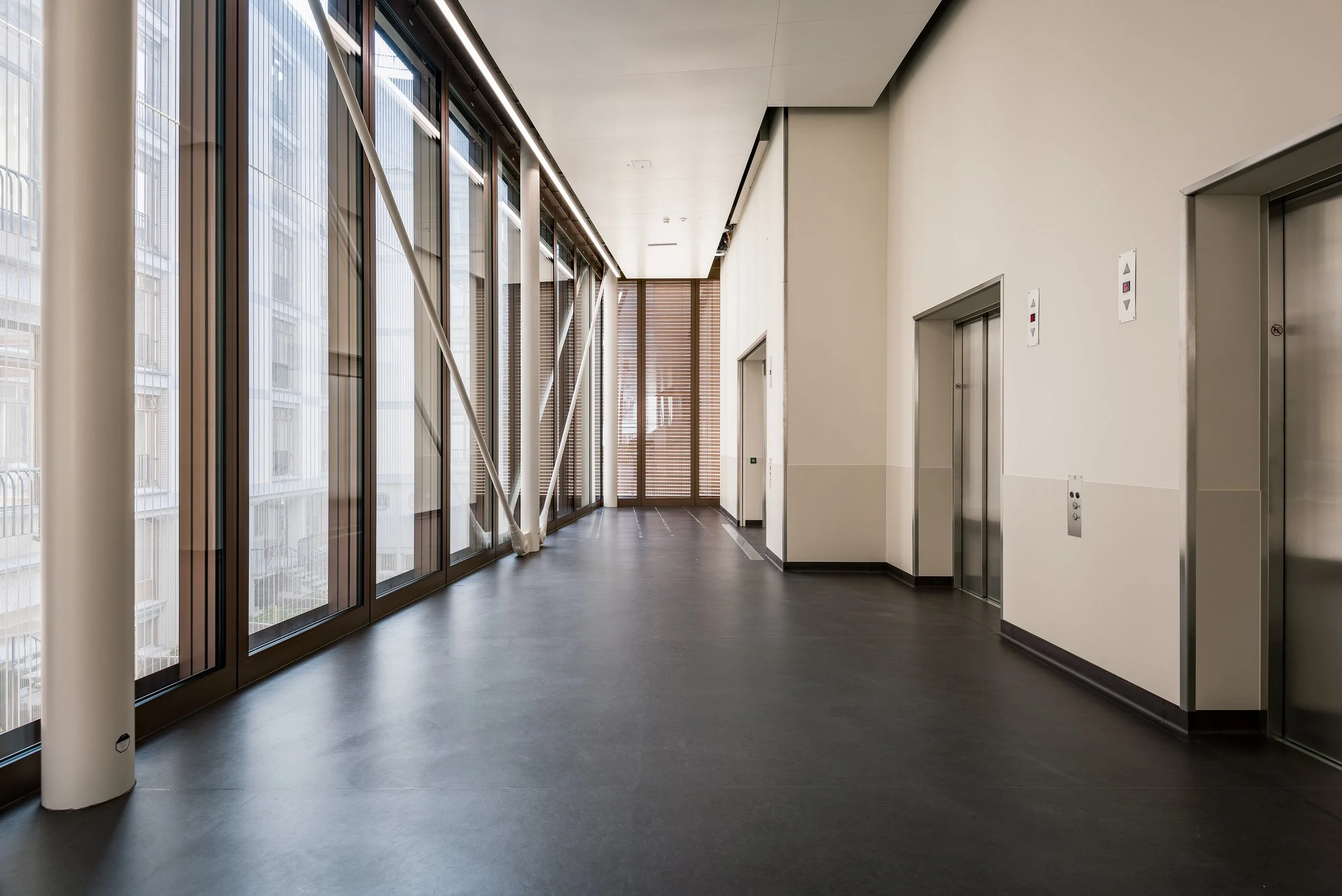Hôpital universitaire de Zurich_Établissements de santé en Suisse_med-design_Aménagement intérieur de Pendt (10).jpg
