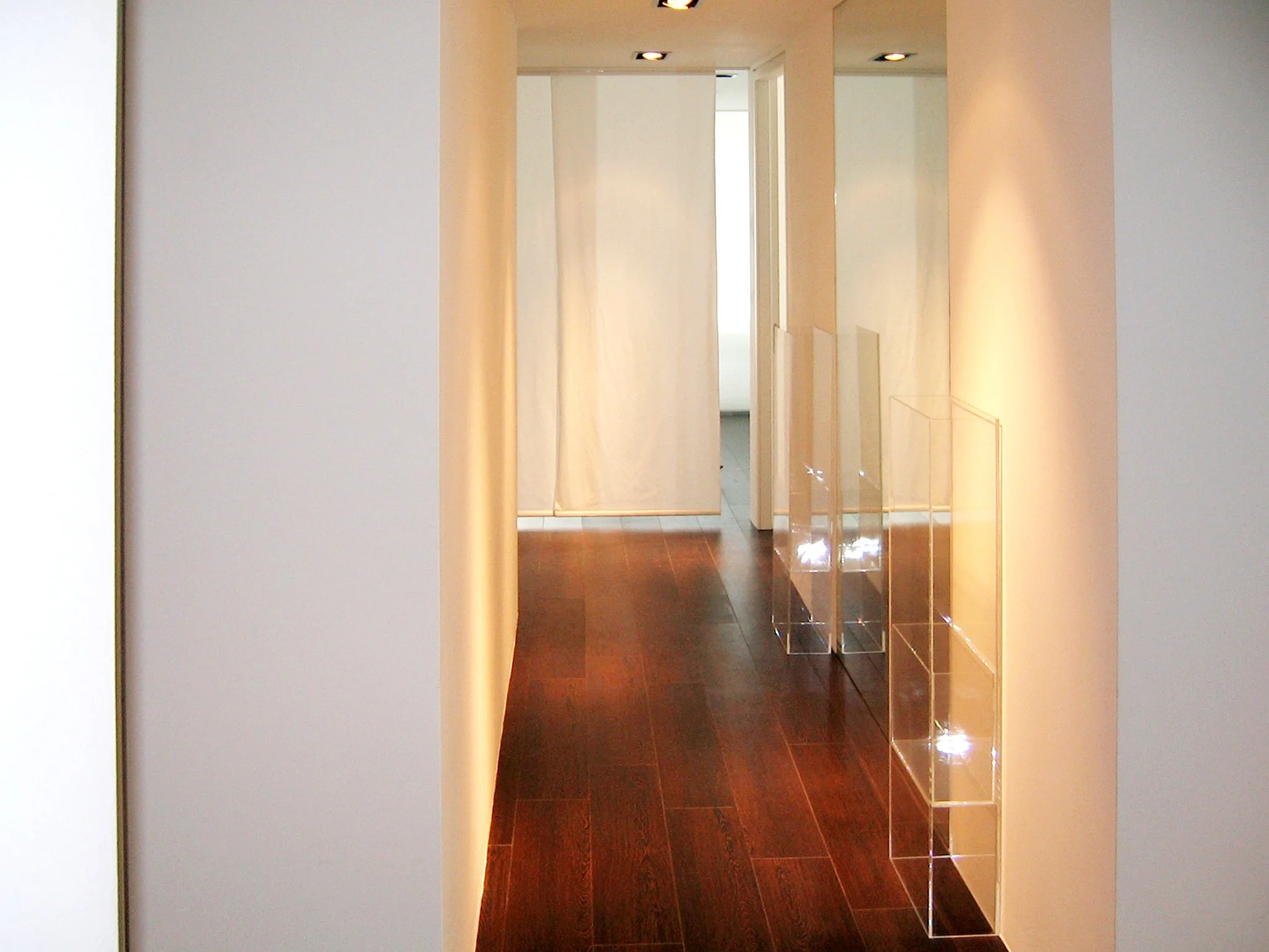 Cabinet médical Kohlert à Zurich_Établissements de santé_med-design_Pendt Aménagement intérieur (1).jpg
