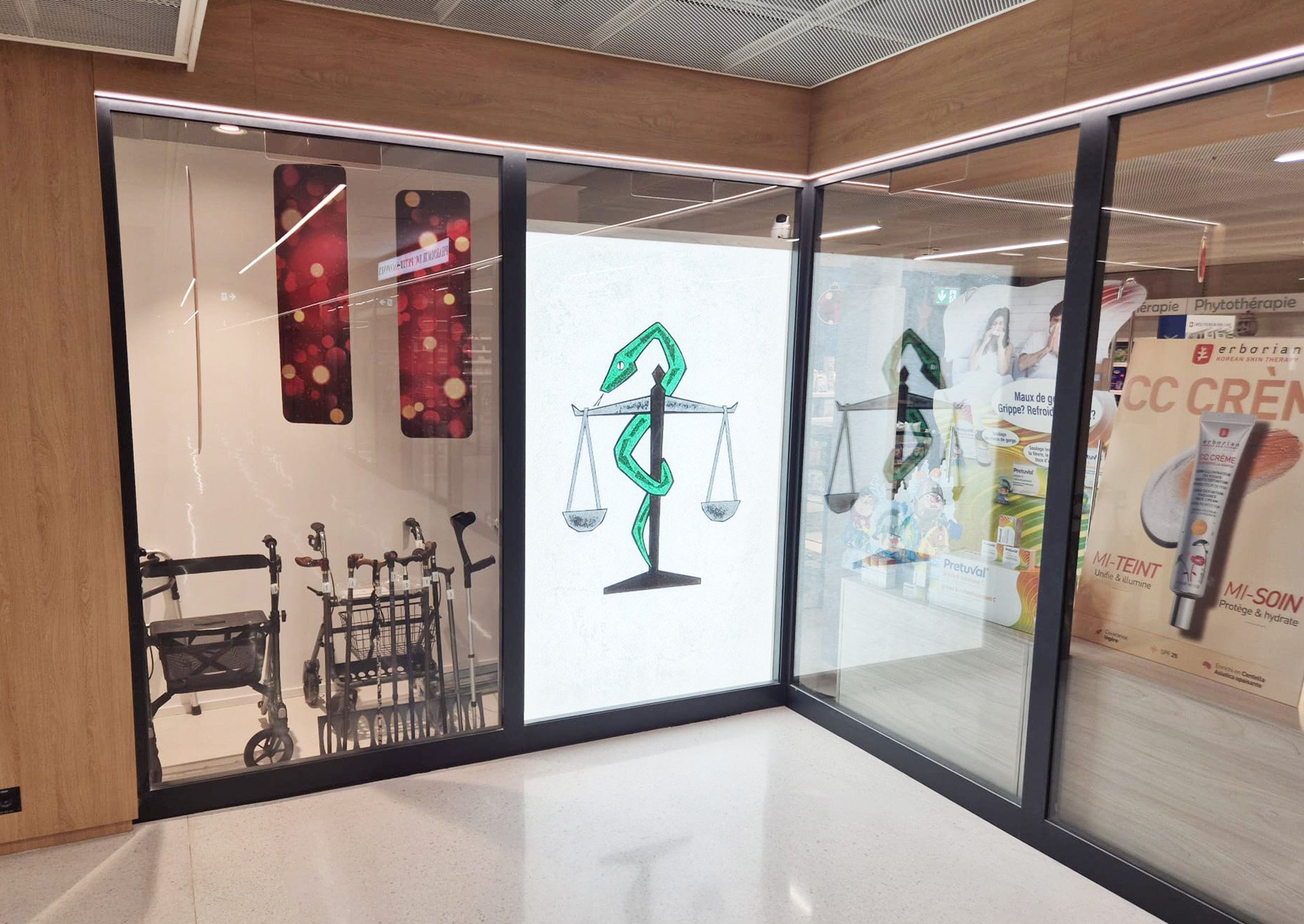 Agencement pharmacie suisse - Pharmacie petit-saconnex