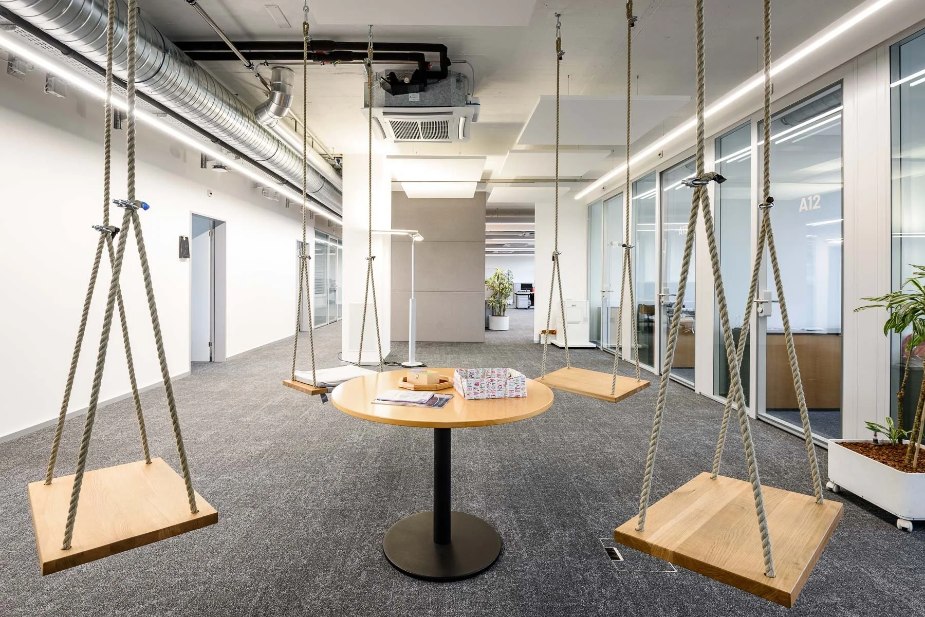 Aerztekasse_Gesundheitseinrichtungen_med-design_Pendt Innenausbau (30).jpg