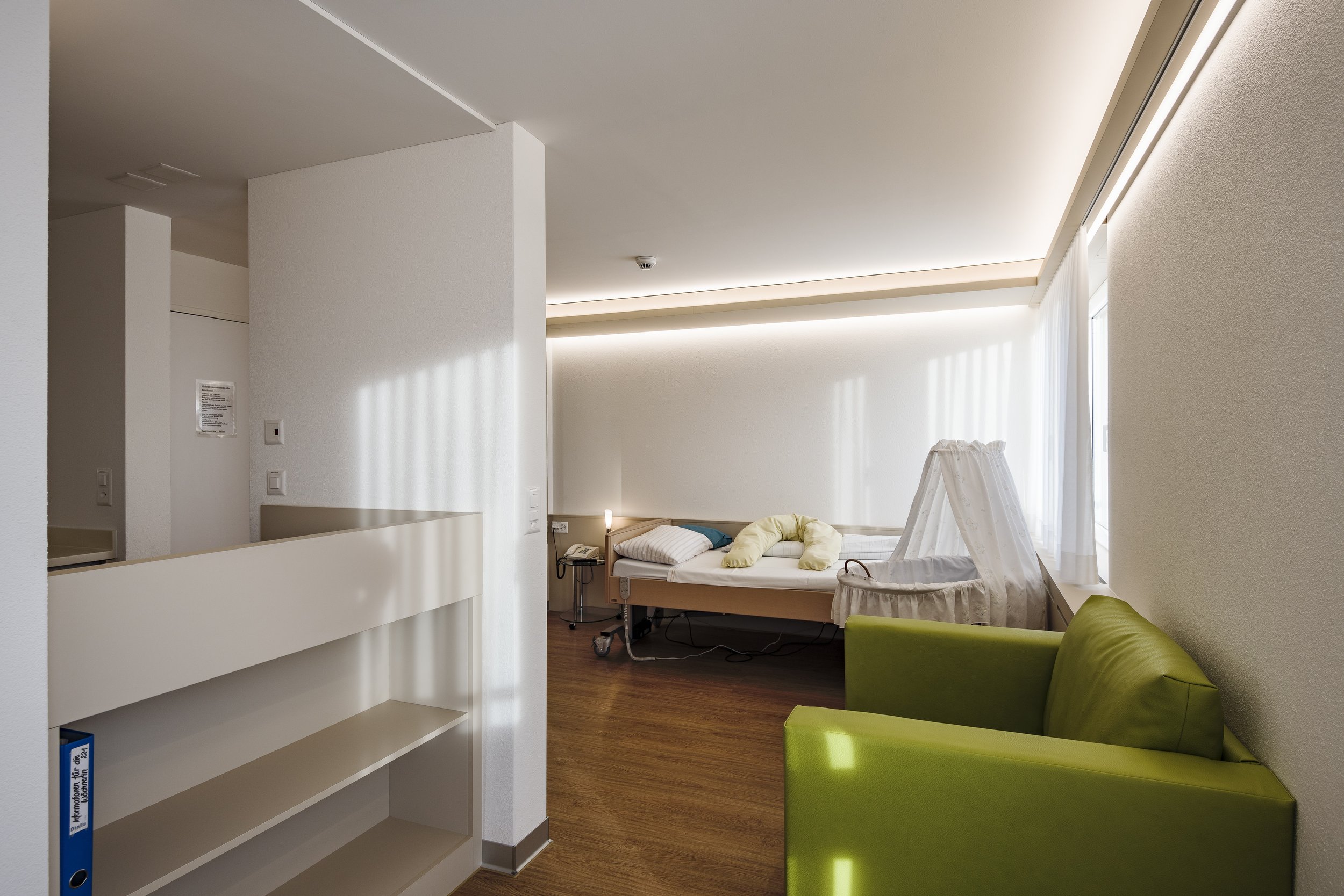 Spital Uster_Gesundheitseinrichtungen _med-design_Pendt Innenausbau (8).jpg