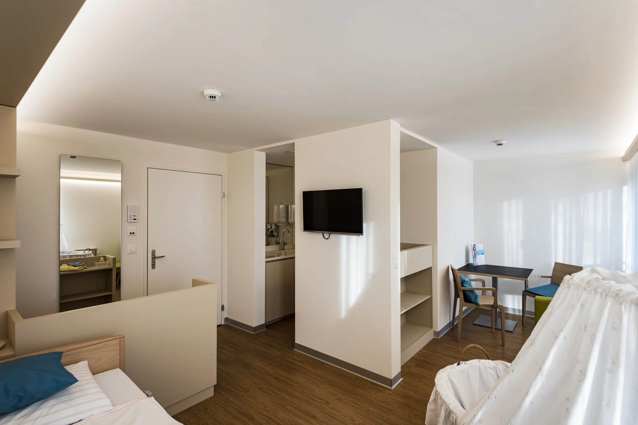 Spital Uster_Gesundheitseinrichtungen _med-design_Pendt Innenausbau (1).jpg