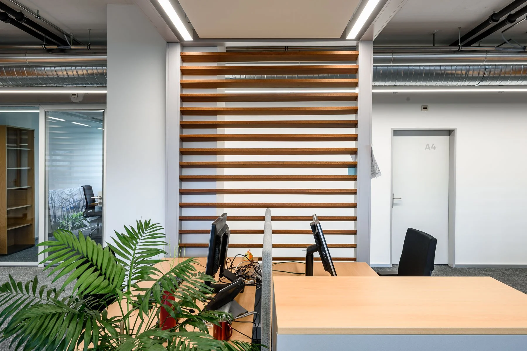 Aerztekasse_Gesundheitseinrichtungen_med-design_Pendt Innenausbau (29).jpg