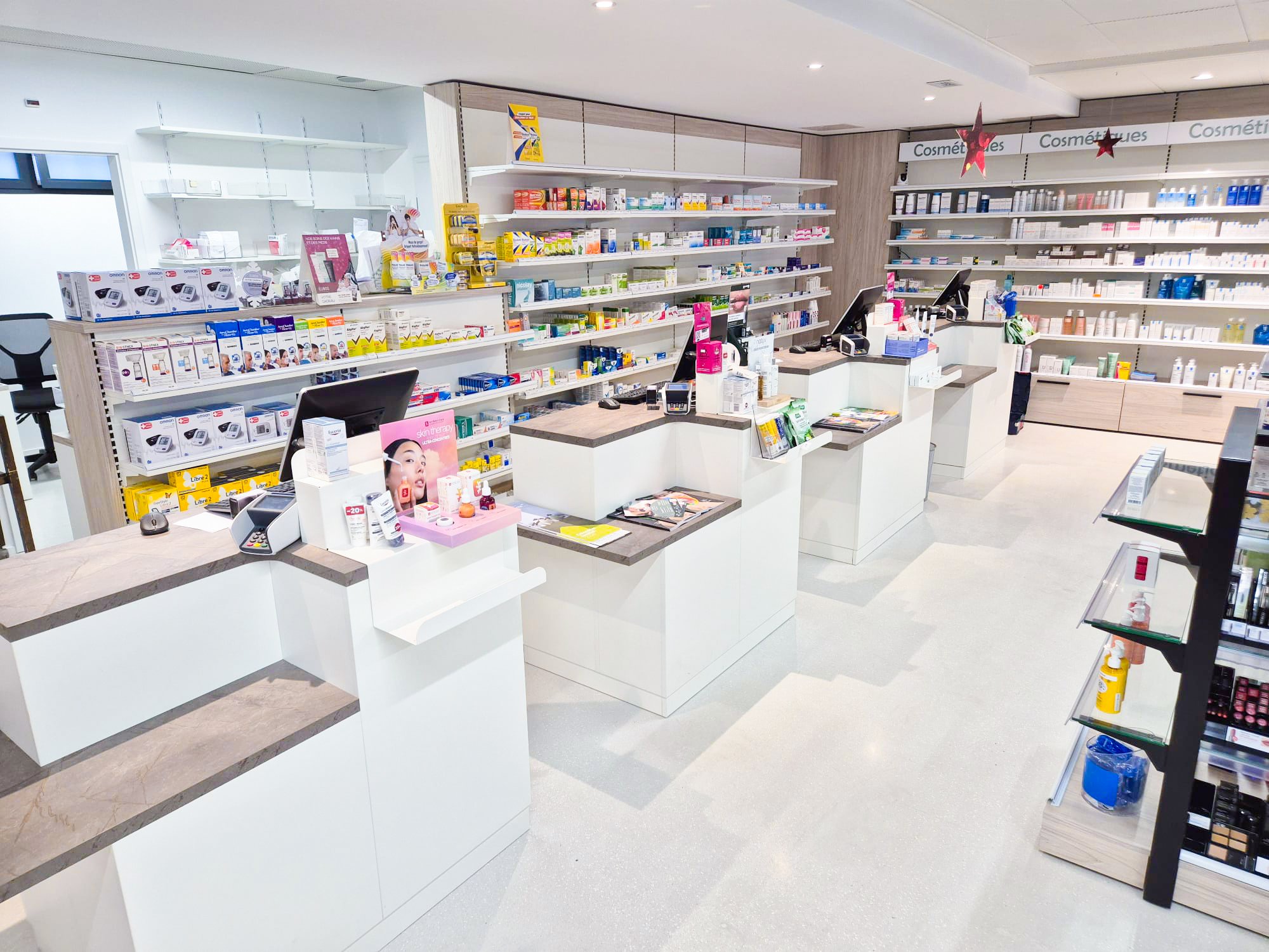 Agencement pharmacie suisse - Pharmacie petit-saconnex
