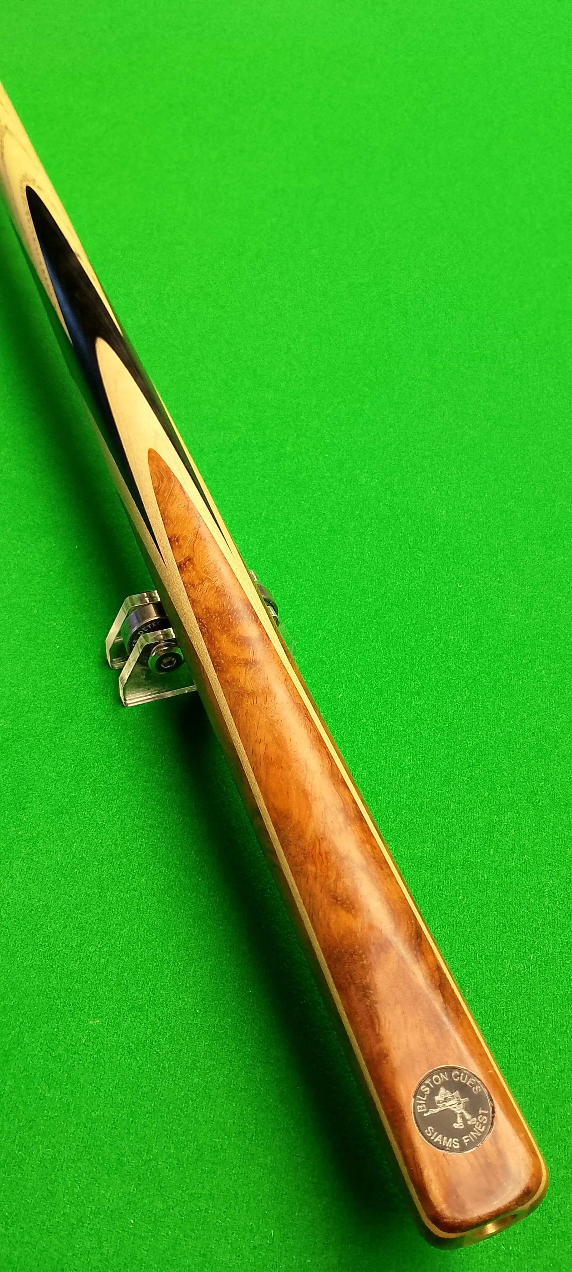 Siam’s Finest Bilston Cues, Amboyna Burl (No.5)