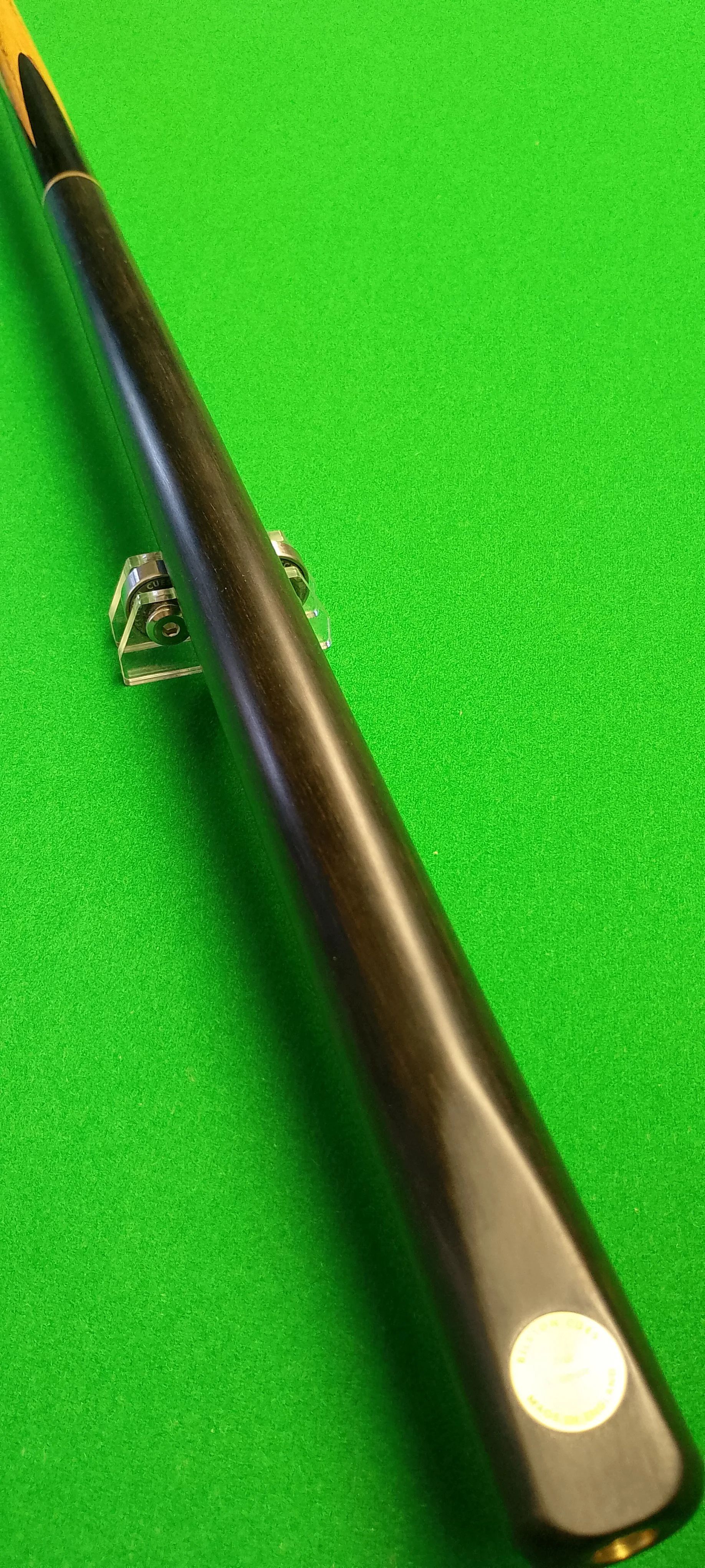 True Ultimate Bilston Cues, Ebony (No.5)