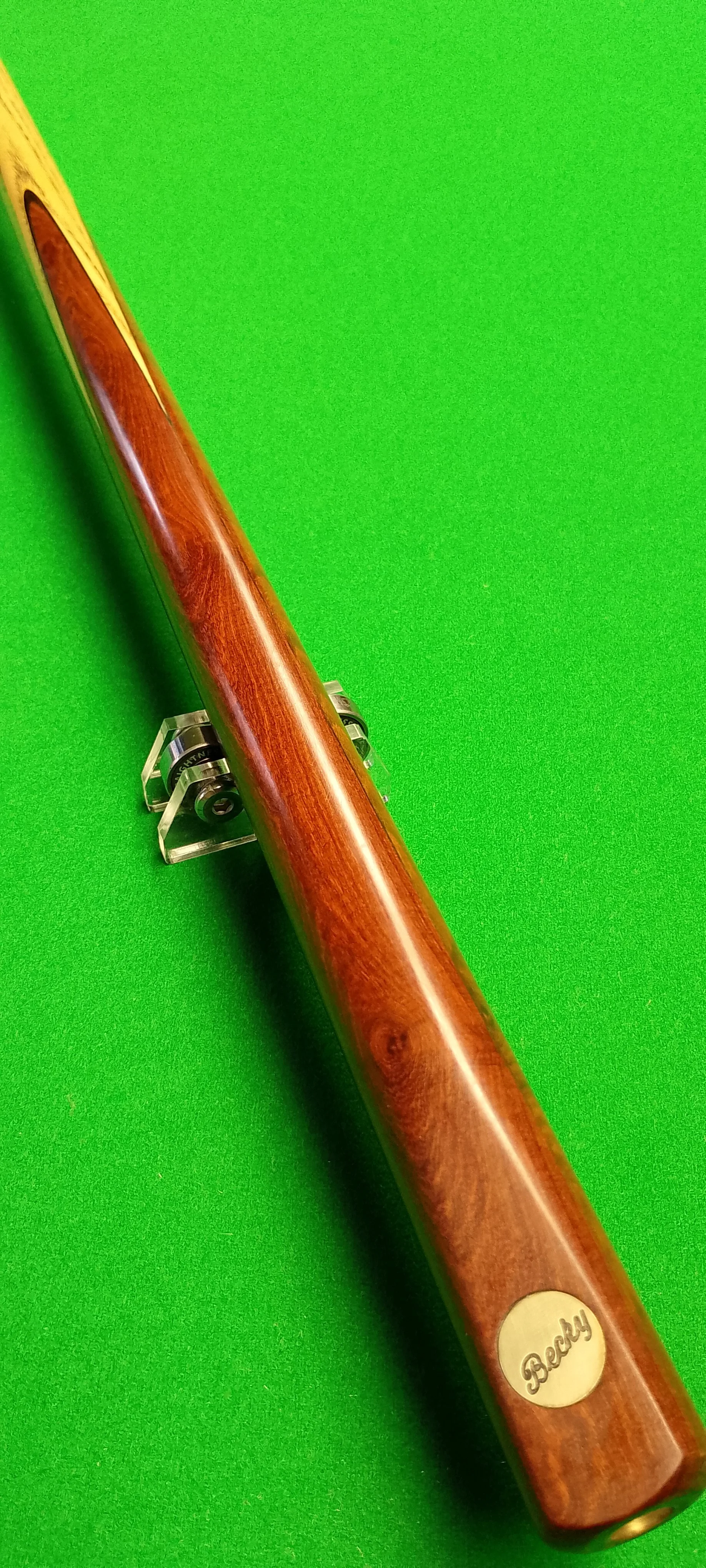 Siam’s Finest Bilston Cues, Narra