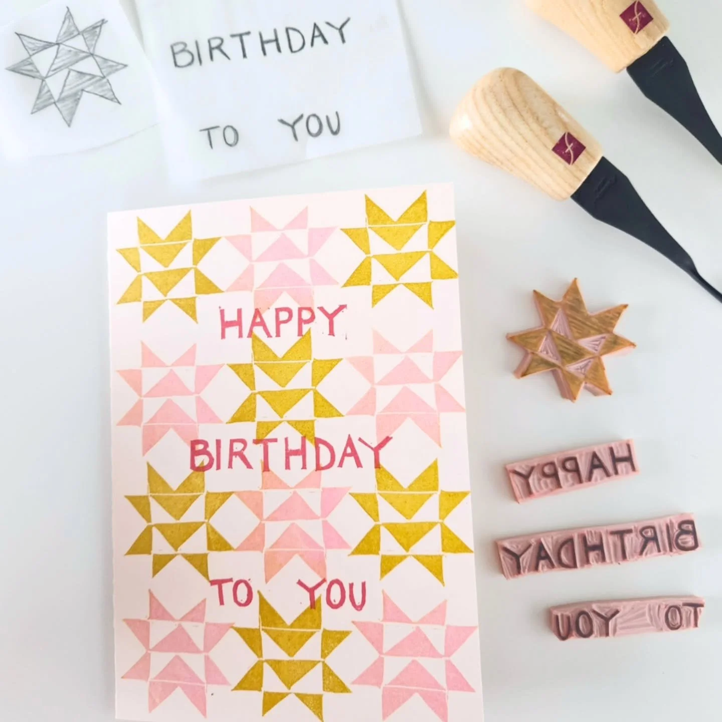 A little peek behind the prints!

These spring cards started as hand-carved blocks abd turned ibtk the sweetest little stacks of happy mail. 

Each one is hand printed, a little imperfect, and made with love 🩷

Which one is your favorite?

#handprin