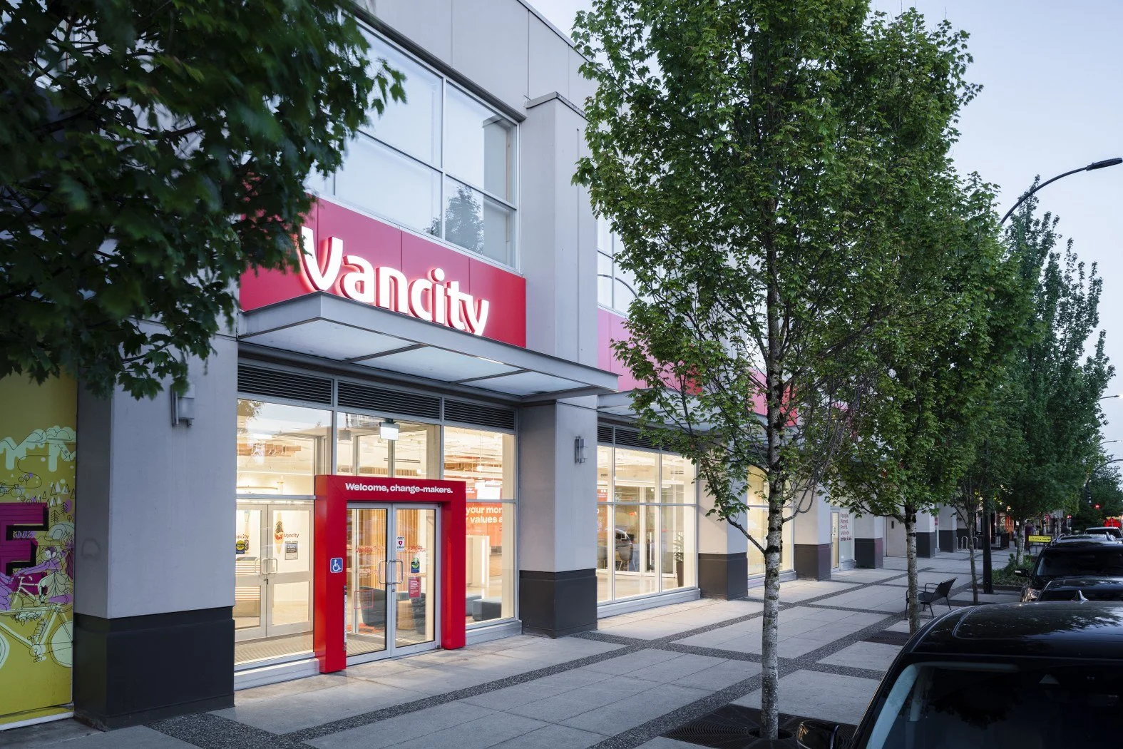 Vancity Saving - Lonsdale Branch Renovation