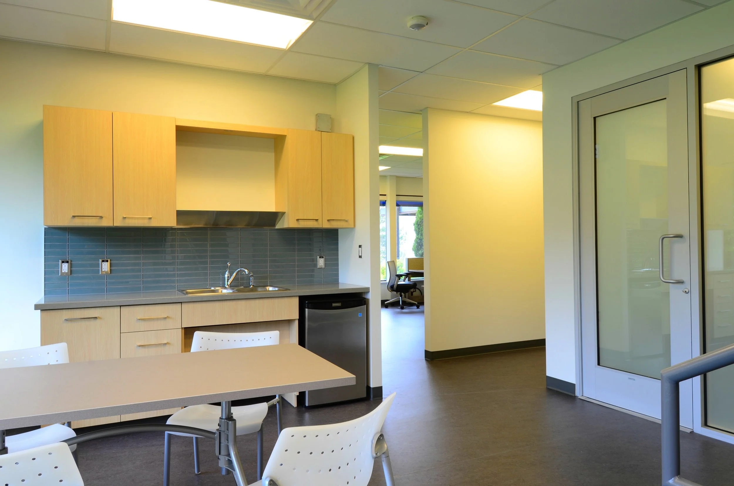 5BCH_DOSechelt160323_Servery.jpg