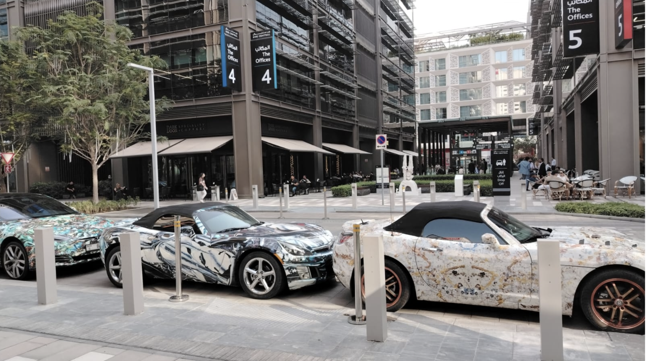 DUBAI BLOCKCHAIN CENTER UNVEILS VESA ART CARS IN LANDMARK CULTURAL ACTIVATION AT WORLD TOKEN SUMMIT 3.0 X THEBLOCK. FESTIVAL