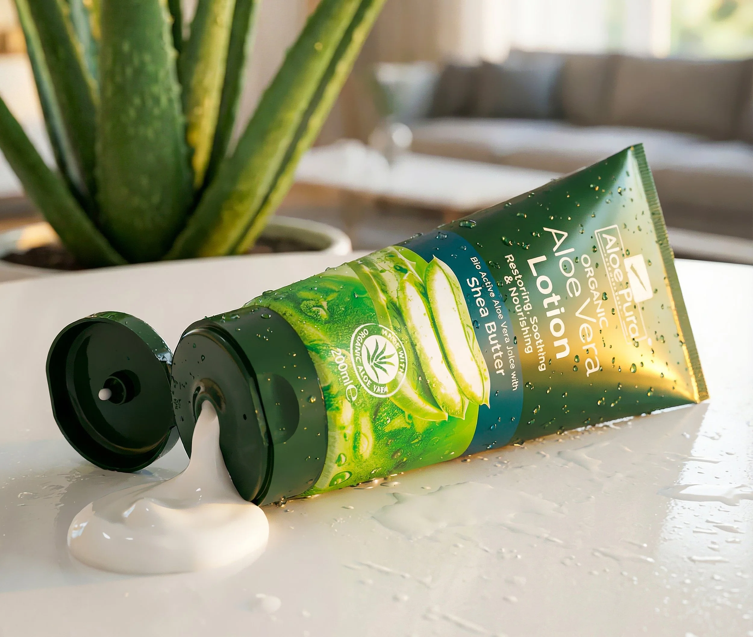 Aloe Pura Lotion Texture AiAl.jpg