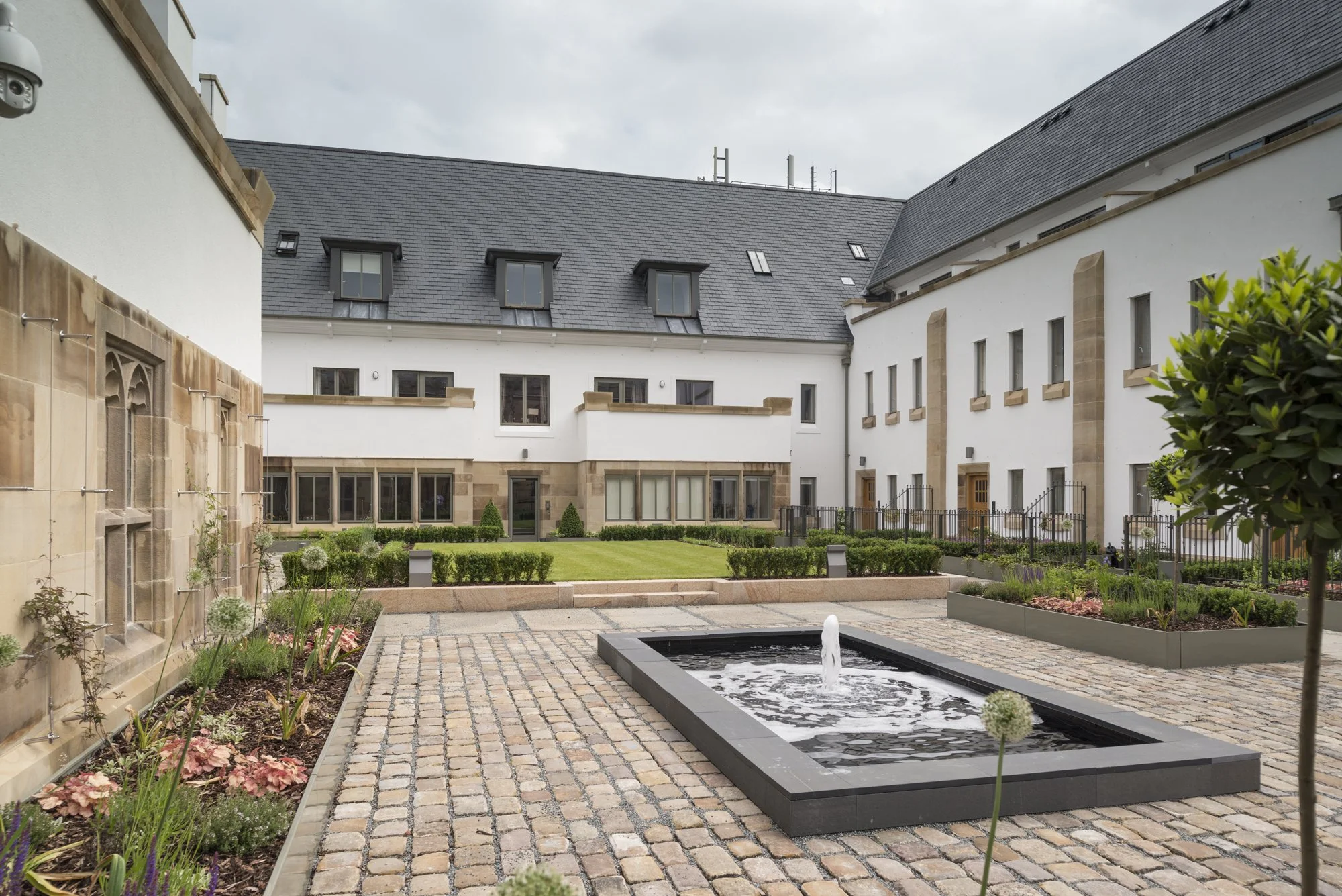 Cathedral_Court_2.jpg