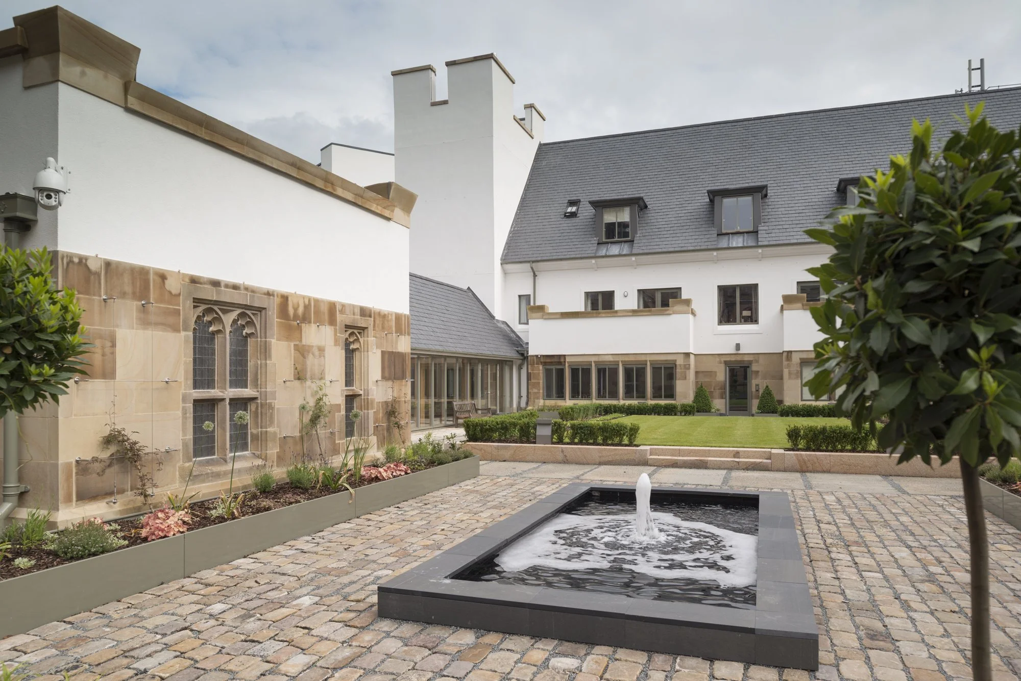 Cathedral_Court_1.jpg