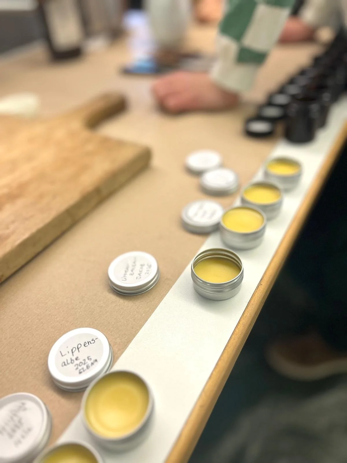 Einblick in den Schulalltag – Bienenwachsprodukte