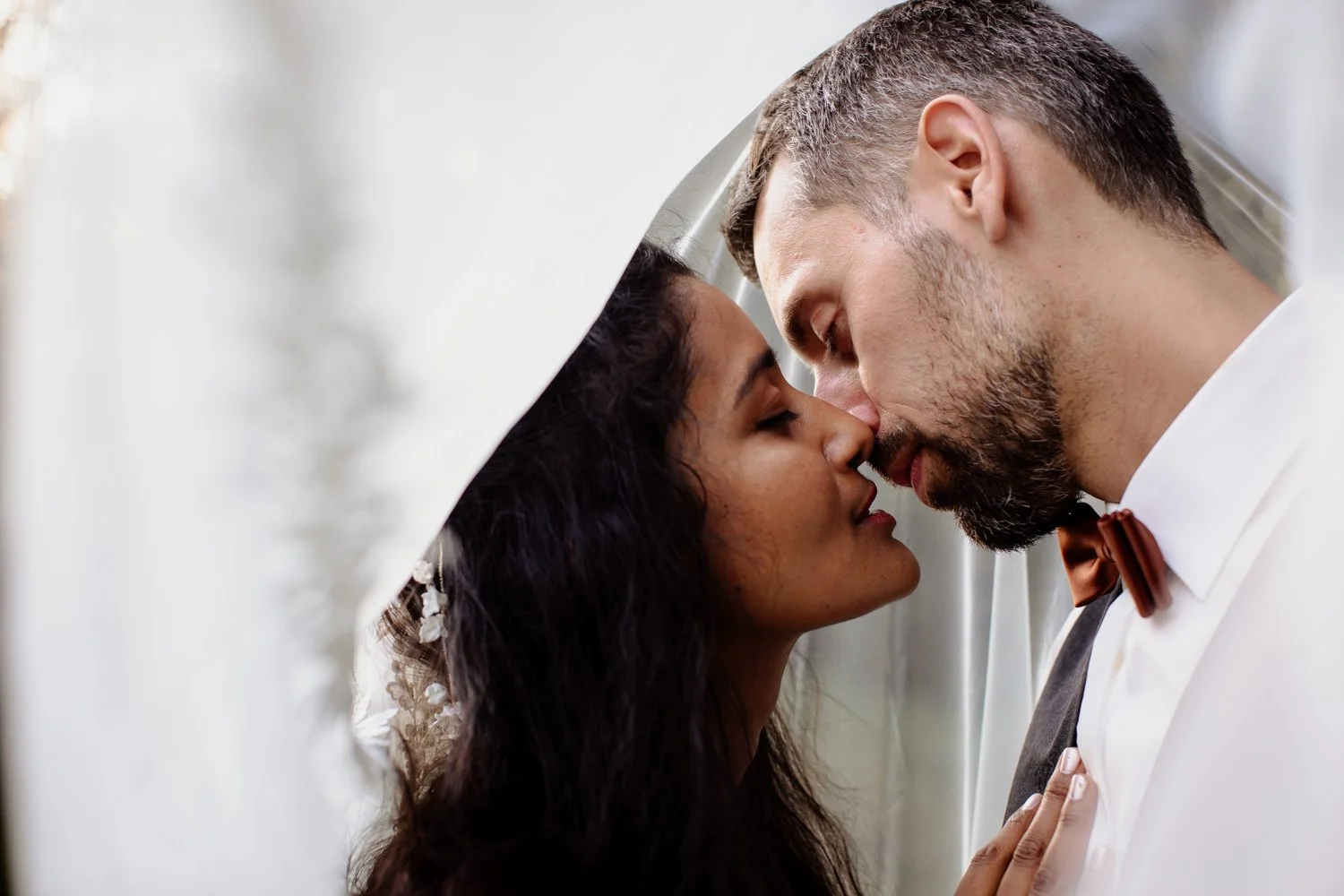 Hochzeit im Schlosspark Ostrau mit Tobi und Sukanya - 19.jpg