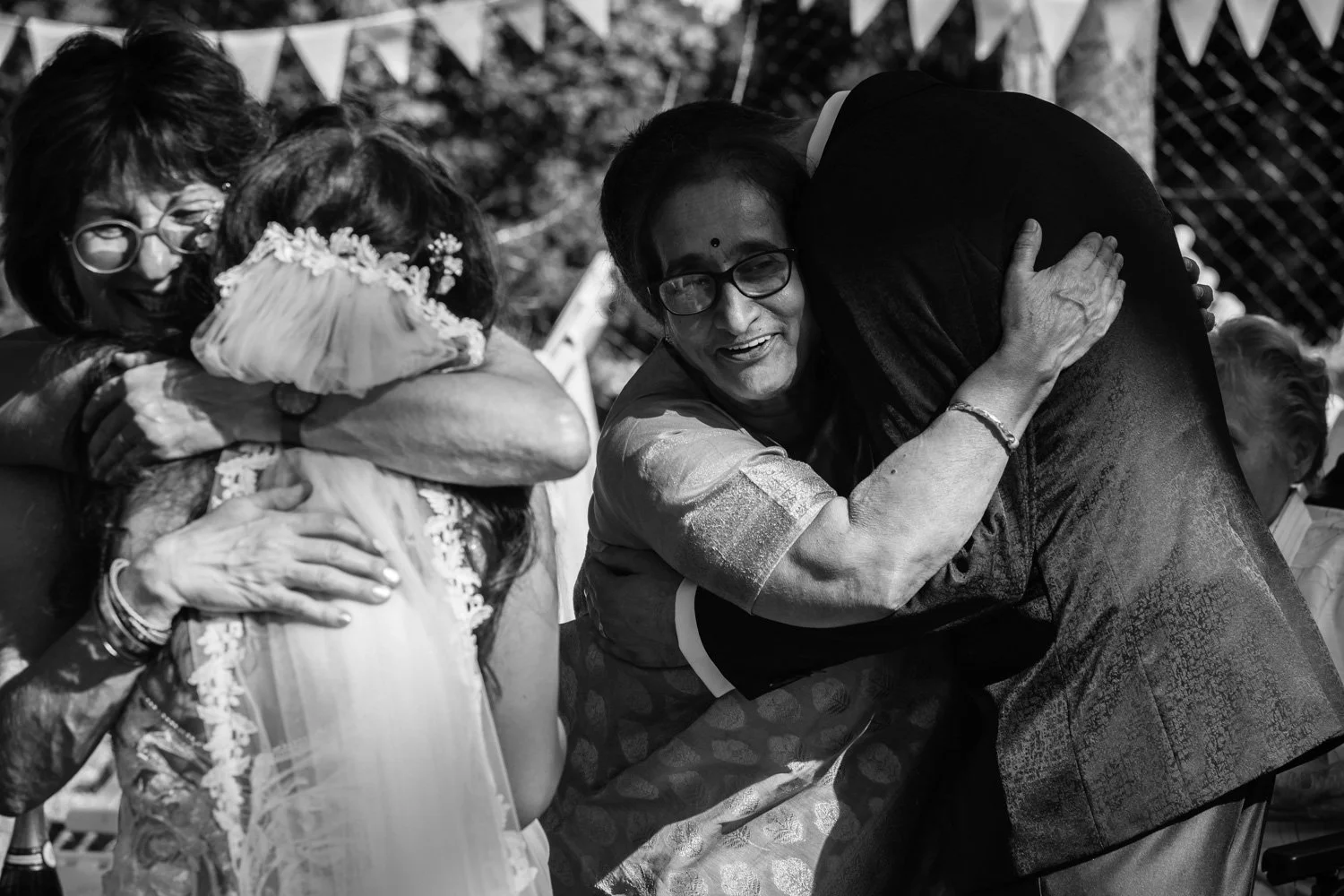 Hochzeit im Schlosspark Ostrau mit Tobi und Sukanya - 8.jpg