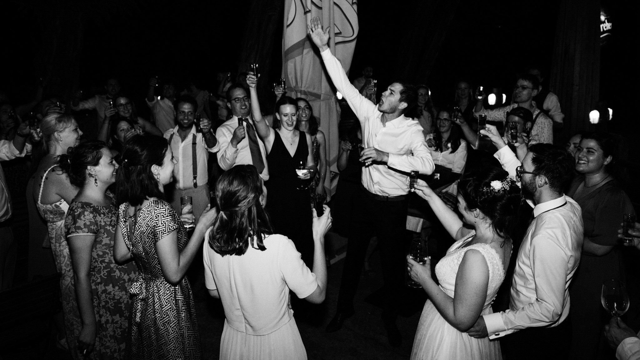 Wedding Budapest Hochzeit accidental baroque candid.jpg