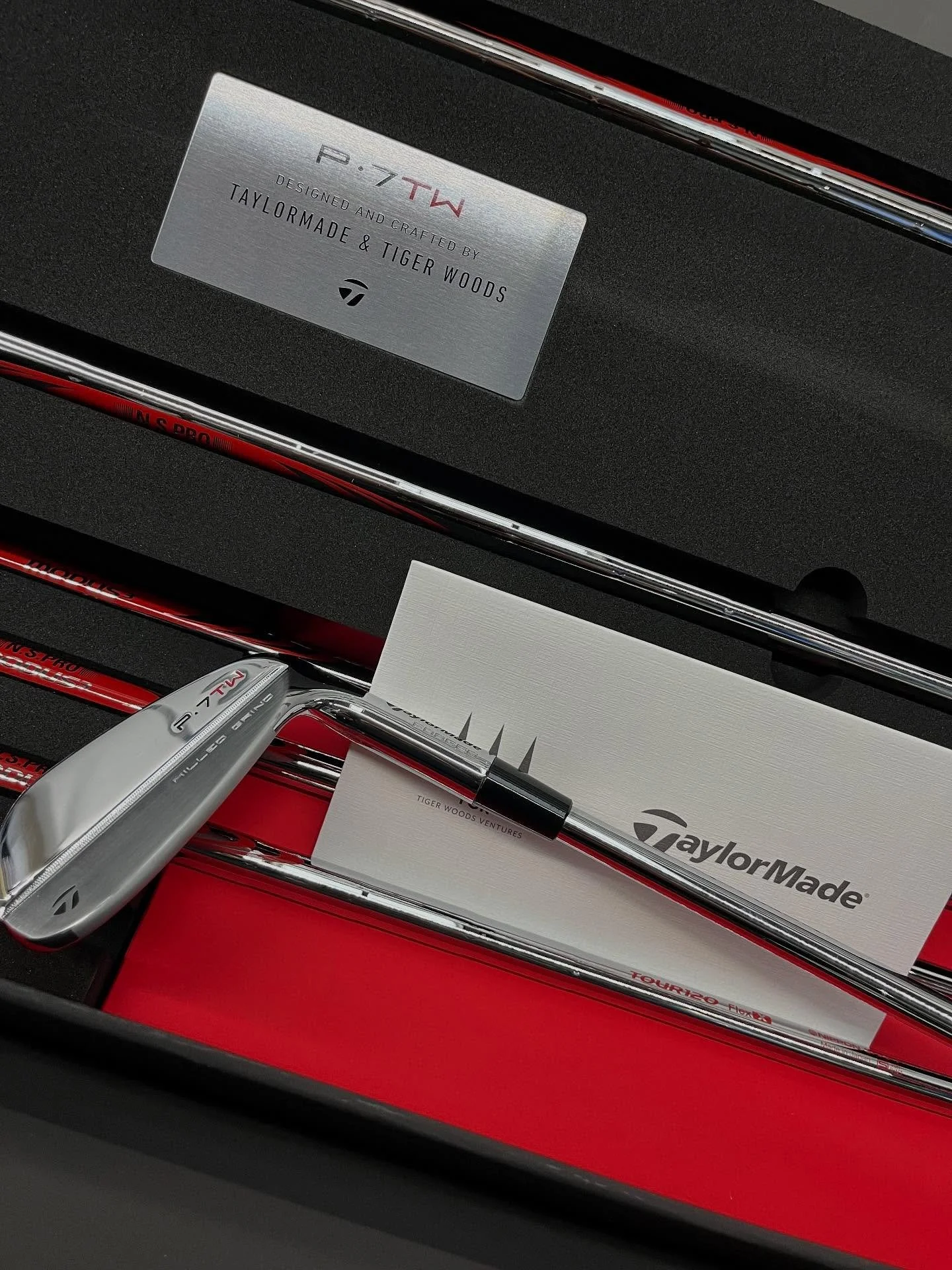 WOW! This is how you want your new irons to arrive! 🔴💯 @taylormade_tour @tigerwoods #P7TW