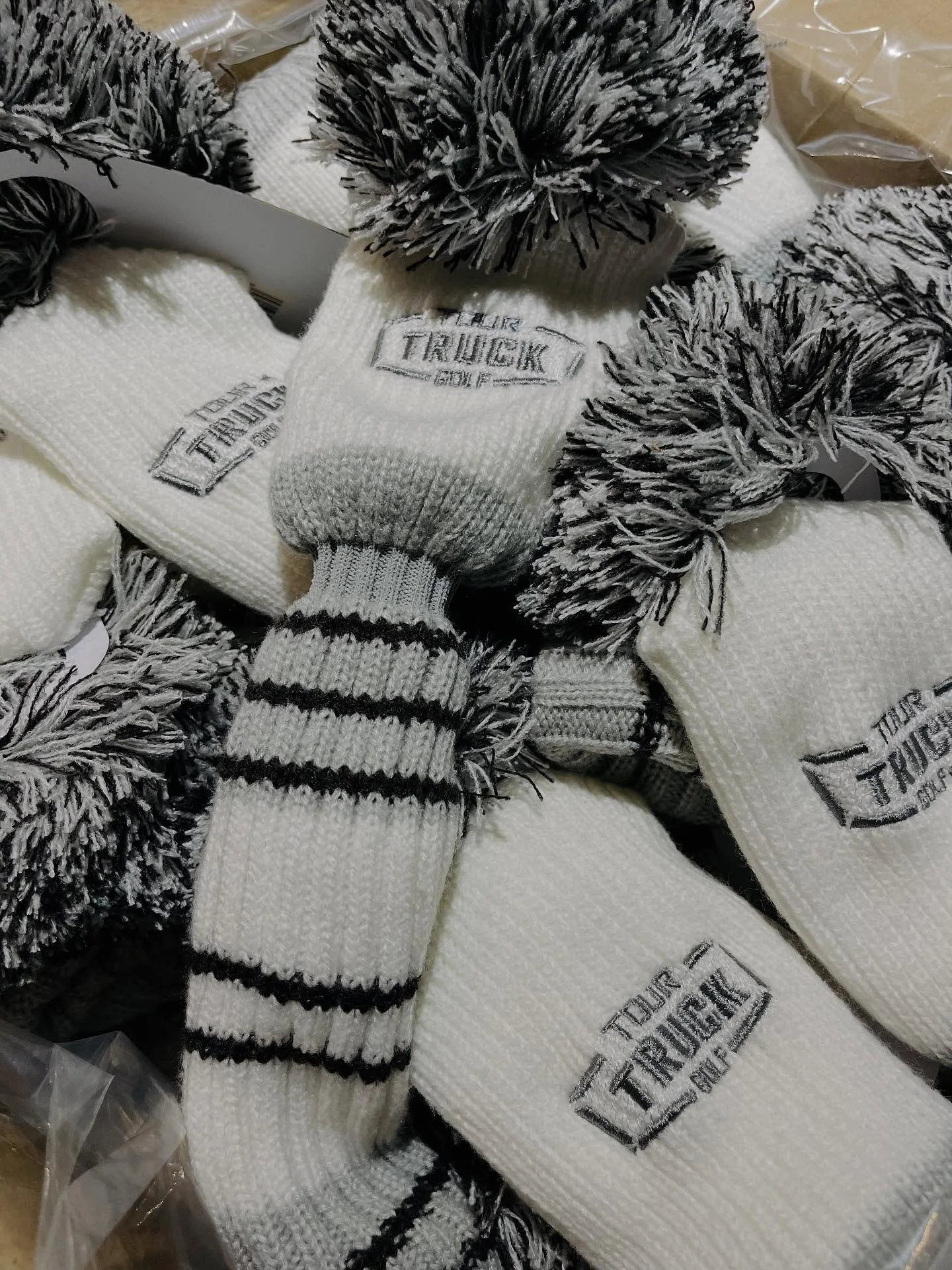 Team @tour_truck_golf 👊 #HeadcoverGame #PomPom