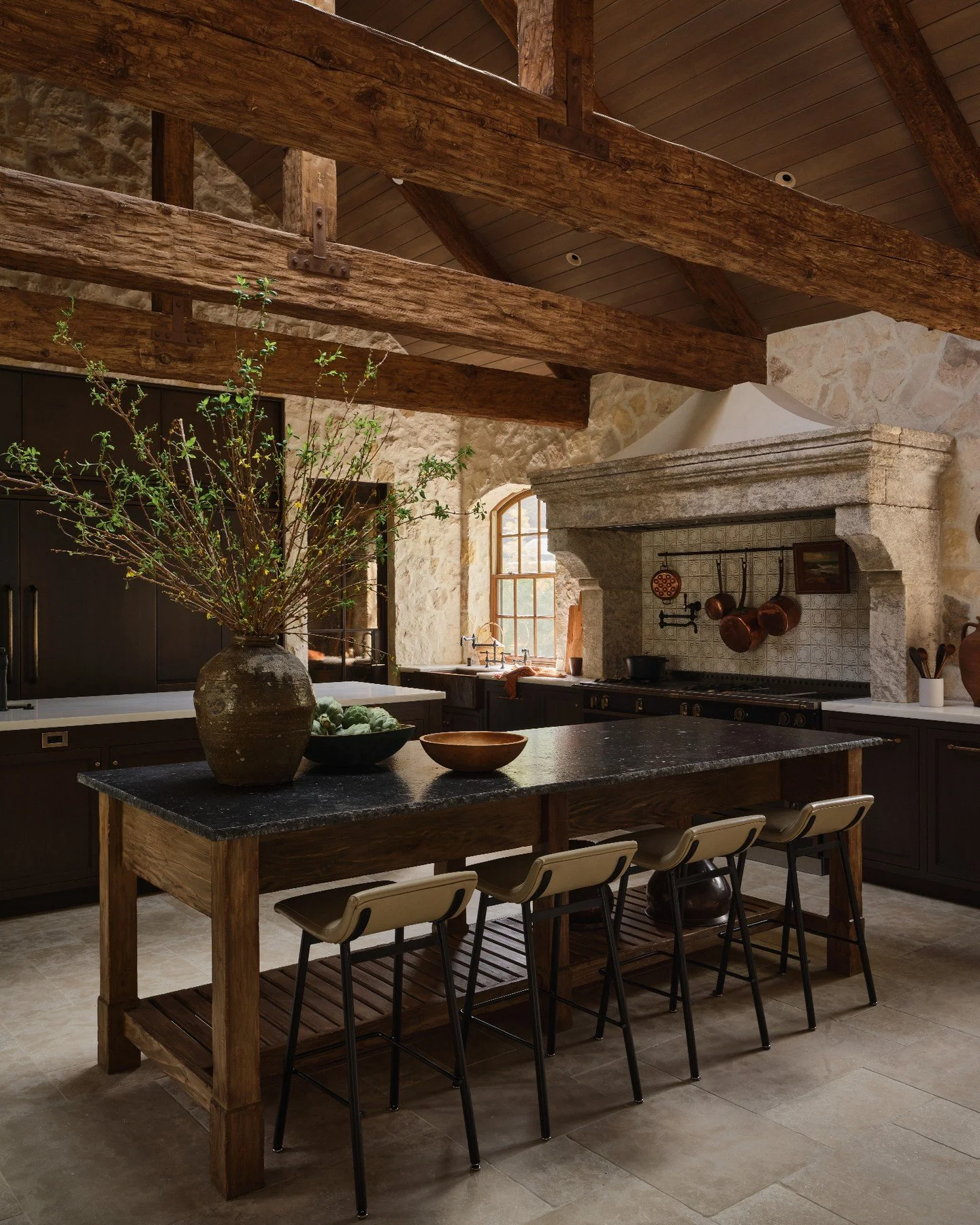 Double islands...Why not? #RiccioVidaurreDesign

Photos @MichaelCliffordPhotography
Contractor @BuildRattigan
Florals @FormedFauxReal

#kitchendesign #frenchcountrykitchen #doubleislands #oldworlddetails #antiqueisland #antiquebeams #antiquehood #ant