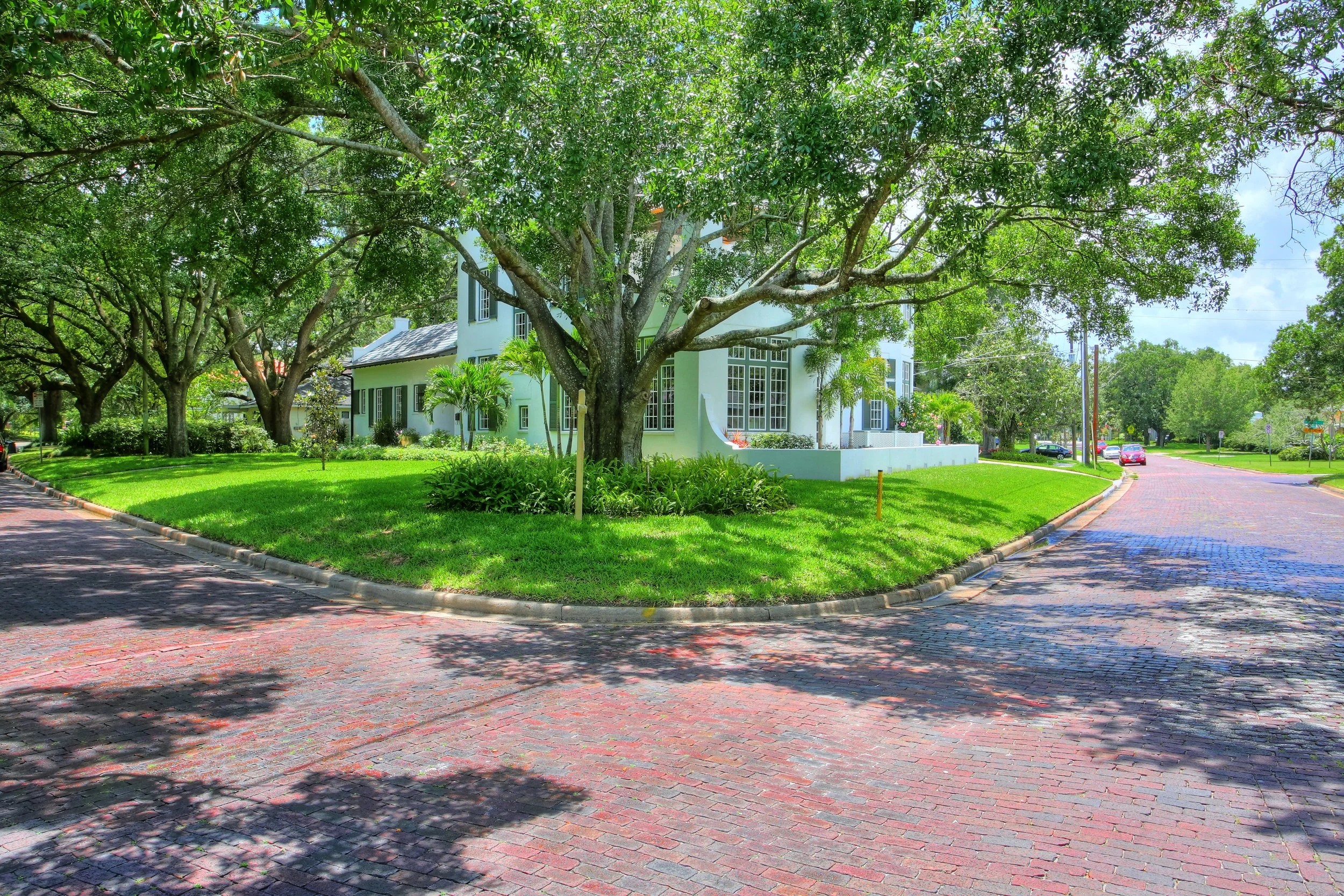 Photos from Realtor Julie Luxe 034.jpg