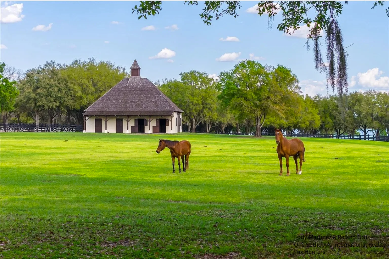 4 - Horses & Barn (Black Text).png