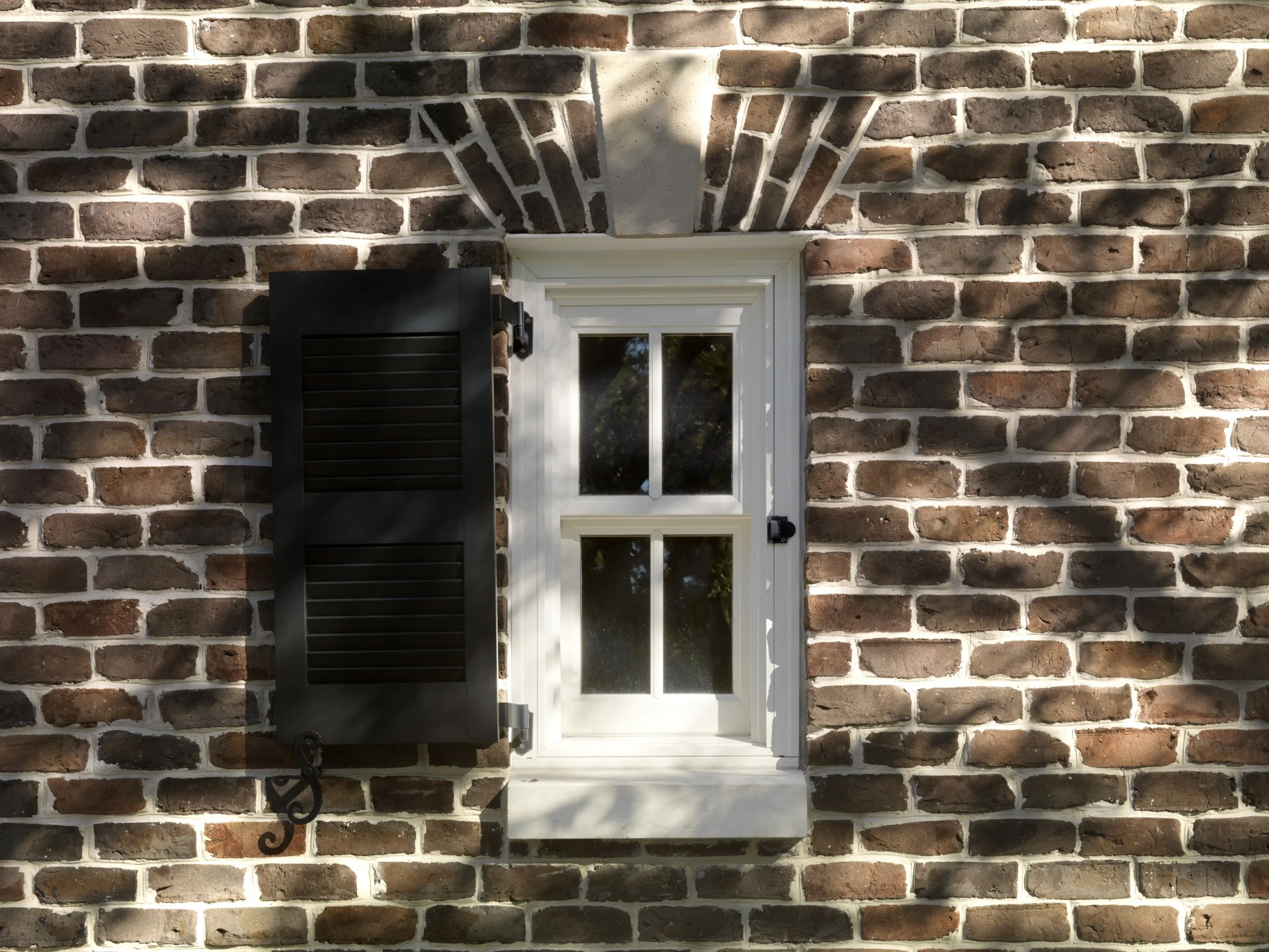 Bertron-Window detail.jpg