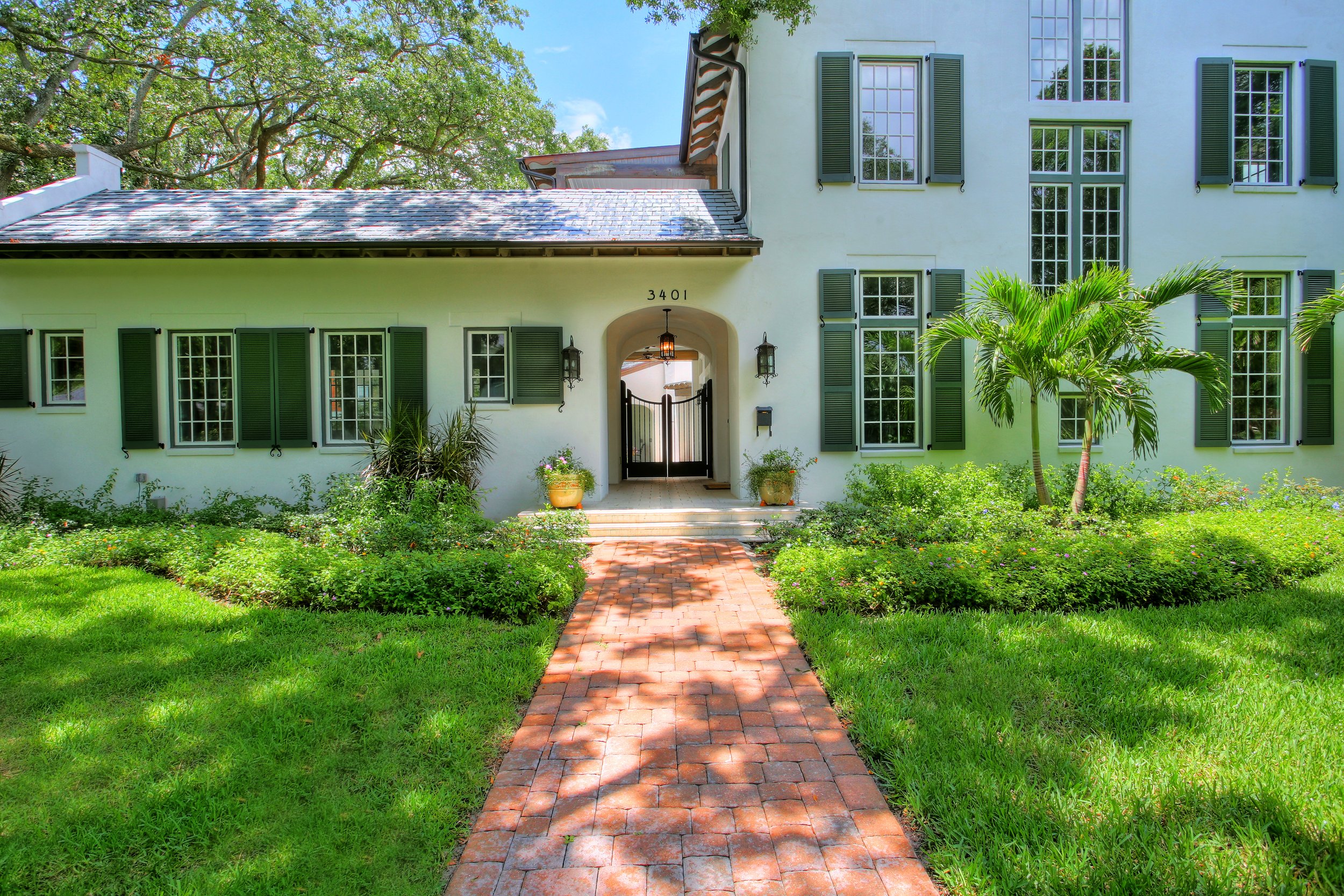 Photos from Realtor Julie Luxe 001.jpg