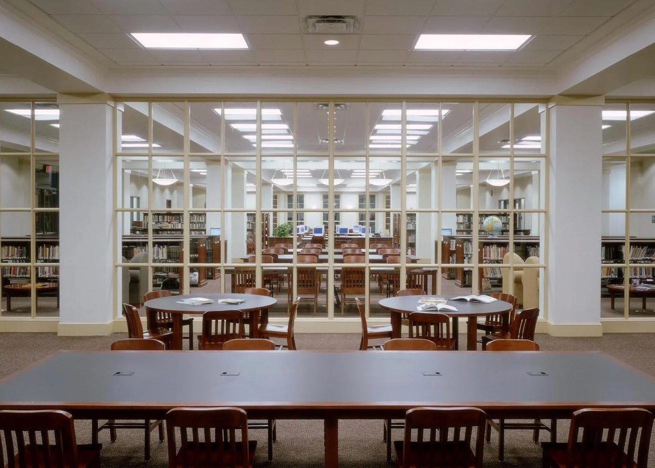 R - AHN_Interior.jpg