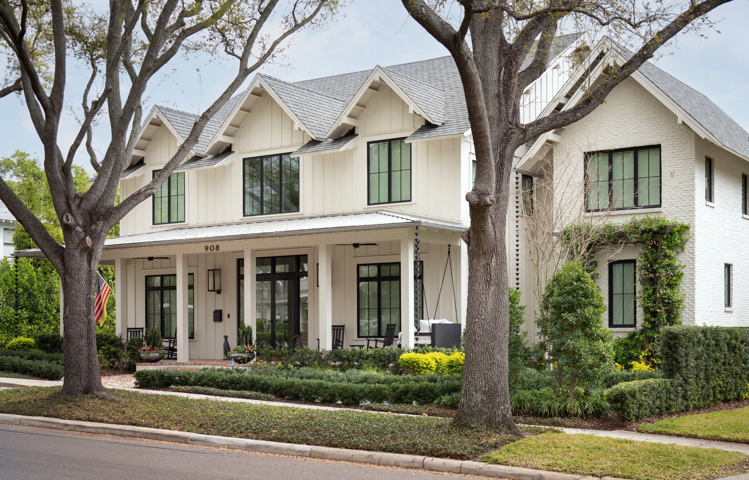 Collier Residence - Exterior - Front Tight Angle Daylight.jpg