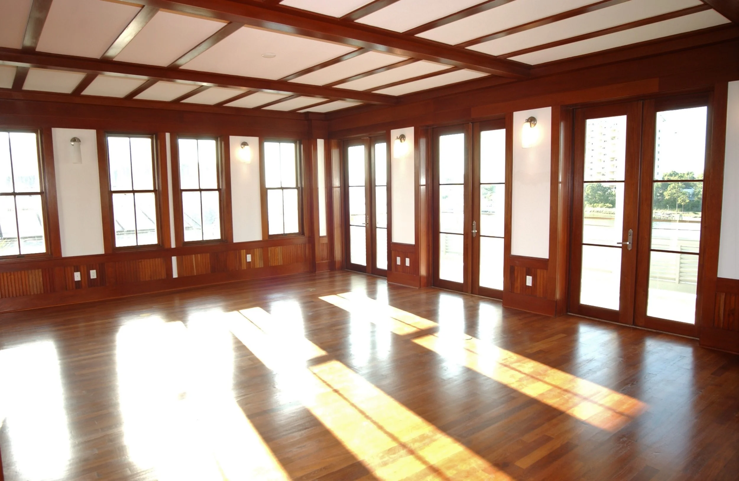 R - Olympia_Typical Room.JPG