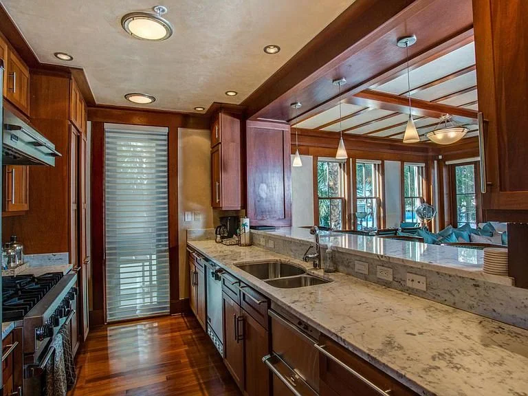 S - Olympia_Kitchen.jpg